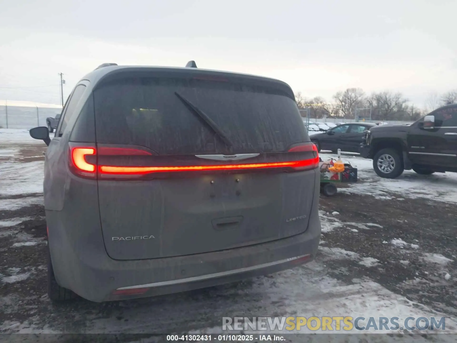 16 fotografías del automóvil dañado 2C4RC1GG6PR557714 CHRYSLER PACIFICA 2023