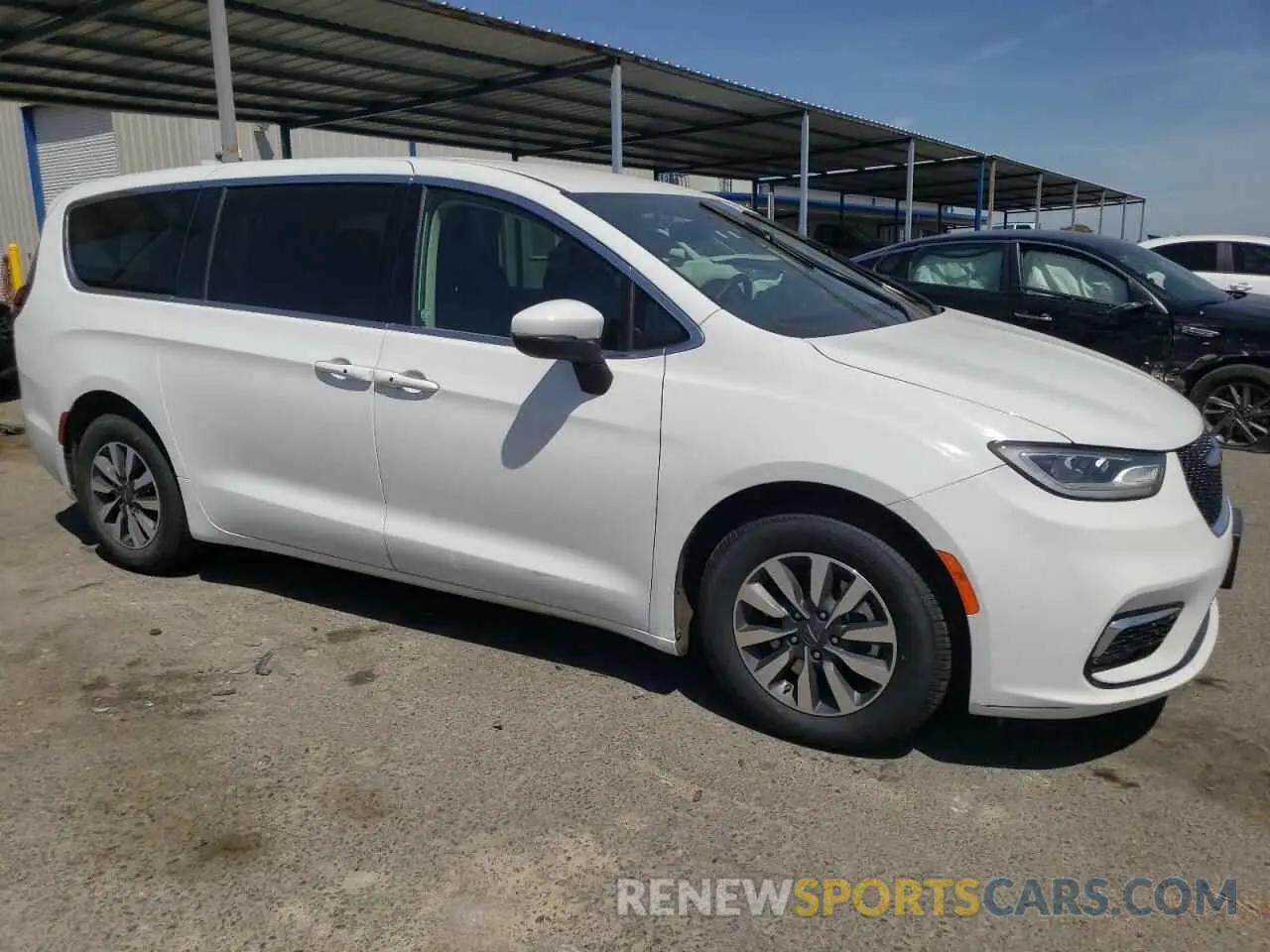 4 fotografías del automóvil dañado 2C4RC1L71PR588598 CHRYSLER PACIFICA 2023
