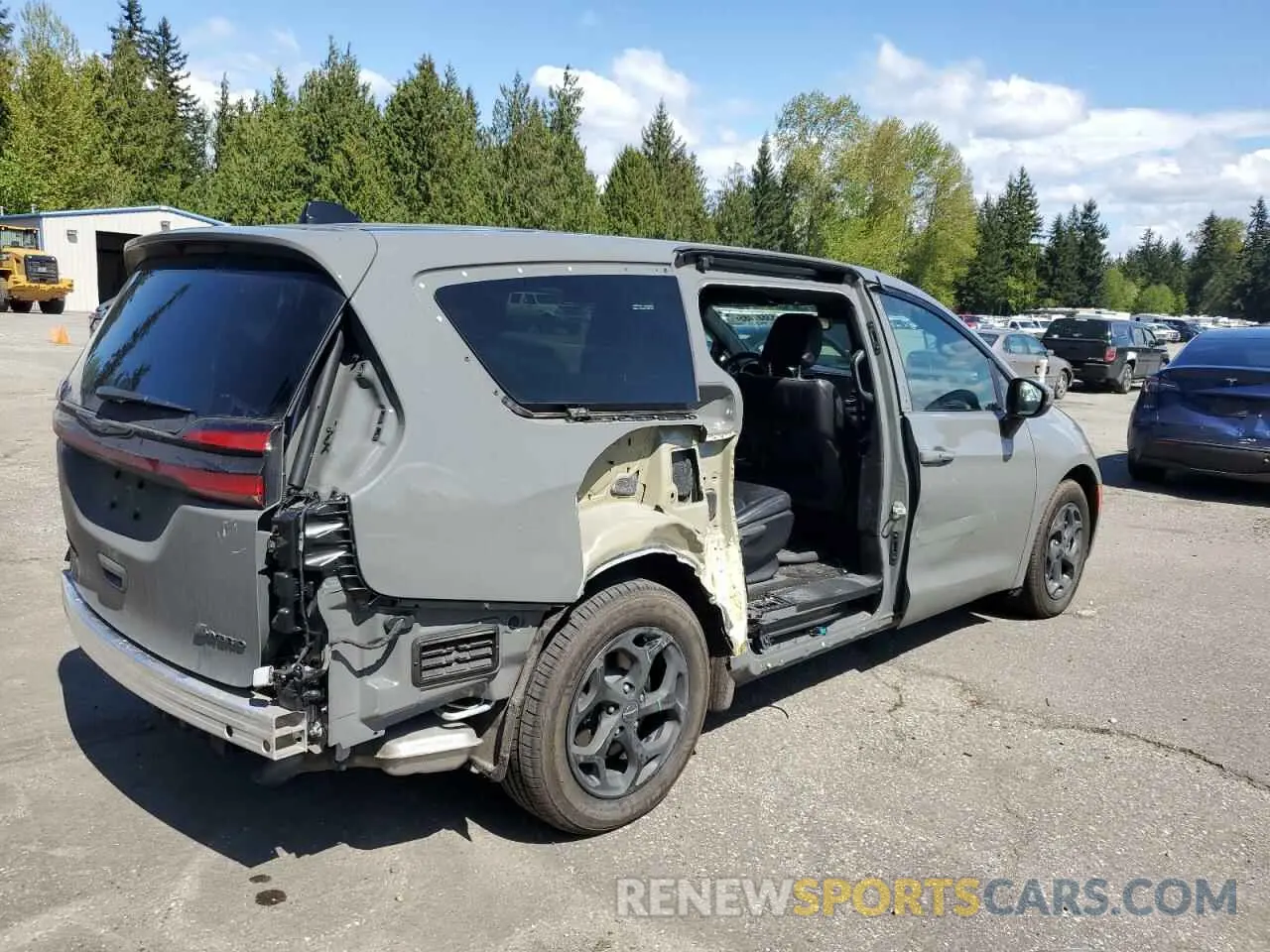 3 fotografías del automóvil dañado 2C4RC1L72PR527633 CHRYSLER PACIFICA 2023