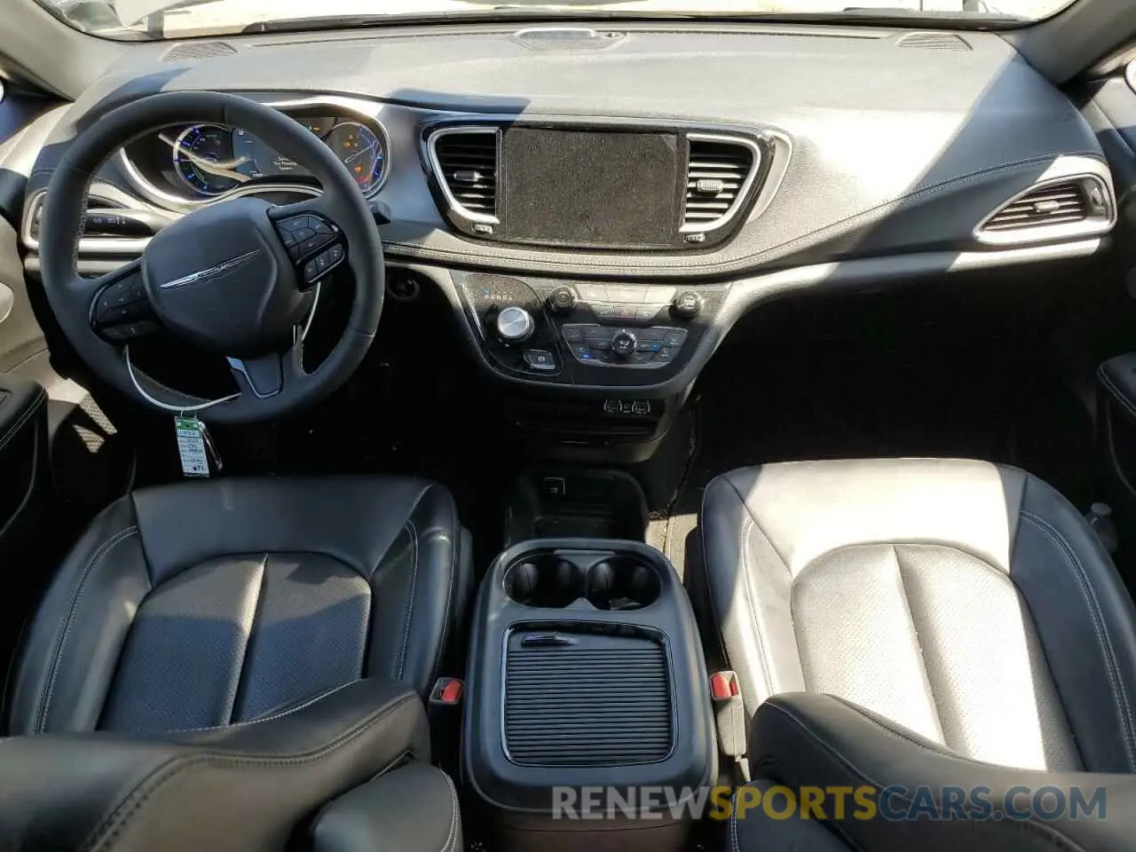 8 fotografías del automóvil dañado 2C4RC1L72PR527633 CHRYSLER PACIFICA 2023