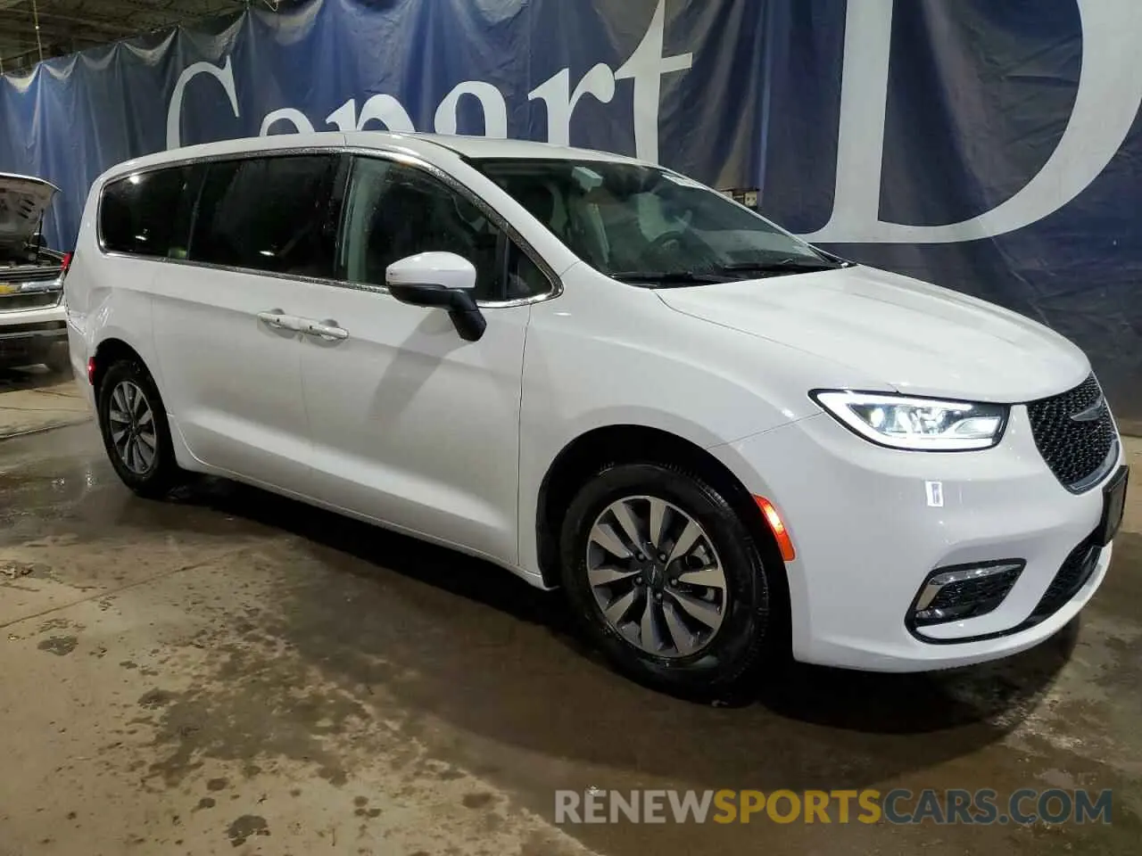 4 fotografías del automóvil dañado 2C4RC1L72PR562270 CHRYSLER PACIFICA 2023