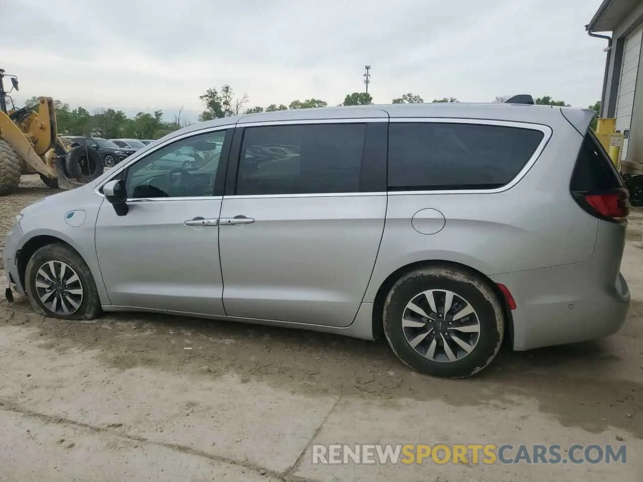 2 fotografías del automóvil dañado 2C4RC1L72PR588898 CHRYSLER PACIFICA 2023