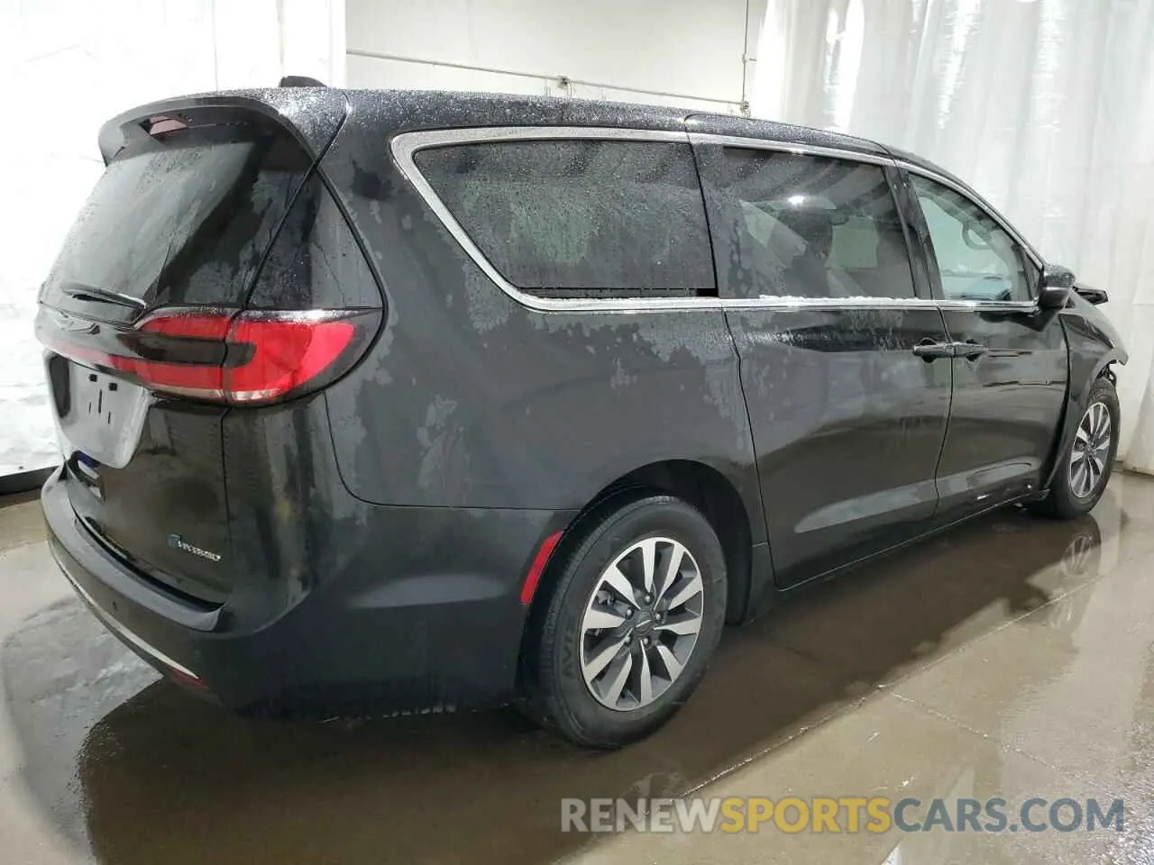 3 fotografías del automóvil dañado 2C4RC1L74PR632335 CHRYSLER PACIFICA 2023