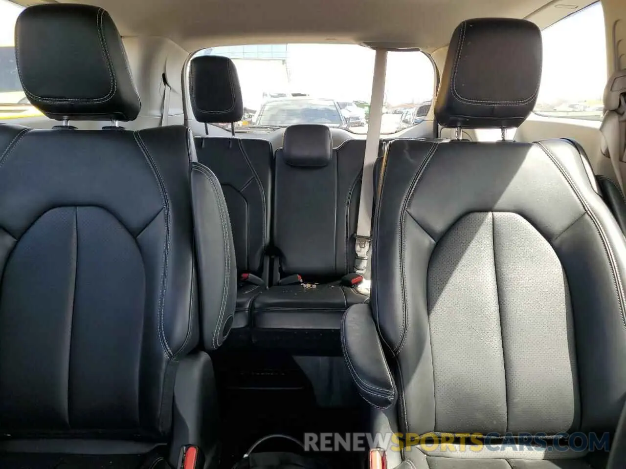 10 fotografías del automóvil dañado 2C4RC1L7XPR572495 CHRYSLER PACIFICA 2023