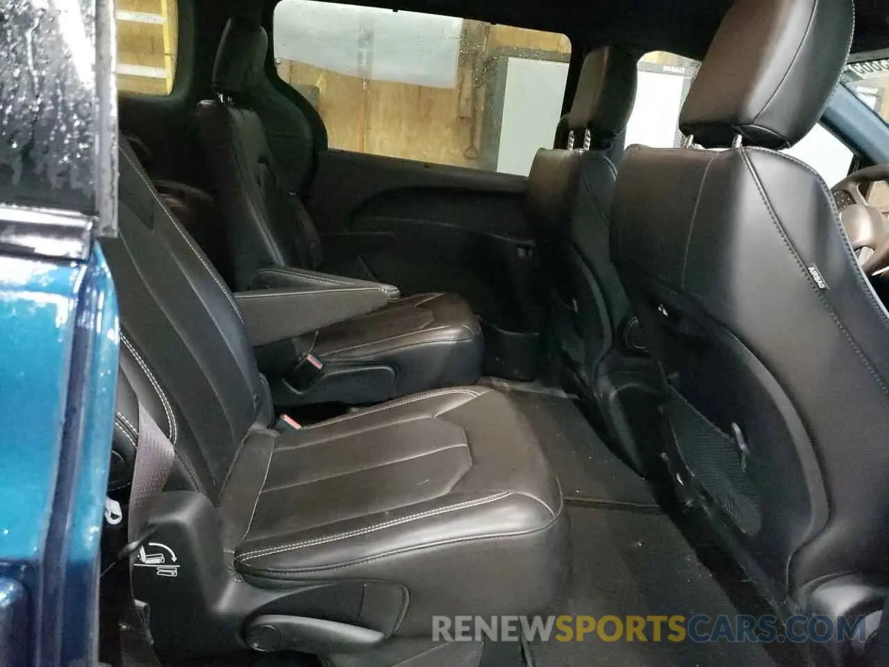 11 fotografías del automóvil dañado 2C4RC3BG0PR623208 CHRYSLER PACIFICA 2023