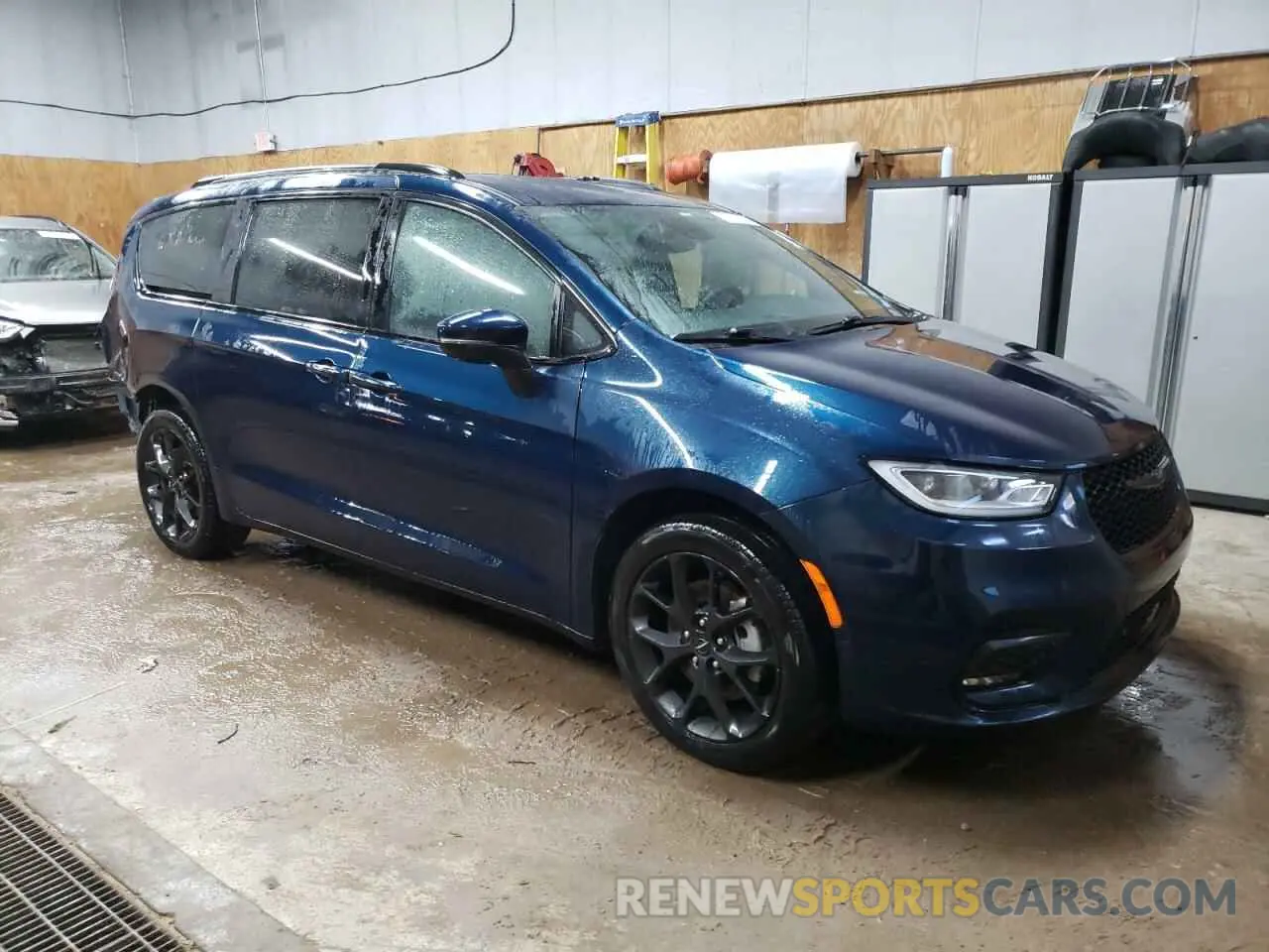 4 fotografías del automóvil dañado 2C4RC3BG0PR623208 CHRYSLER PACIFICA 2023