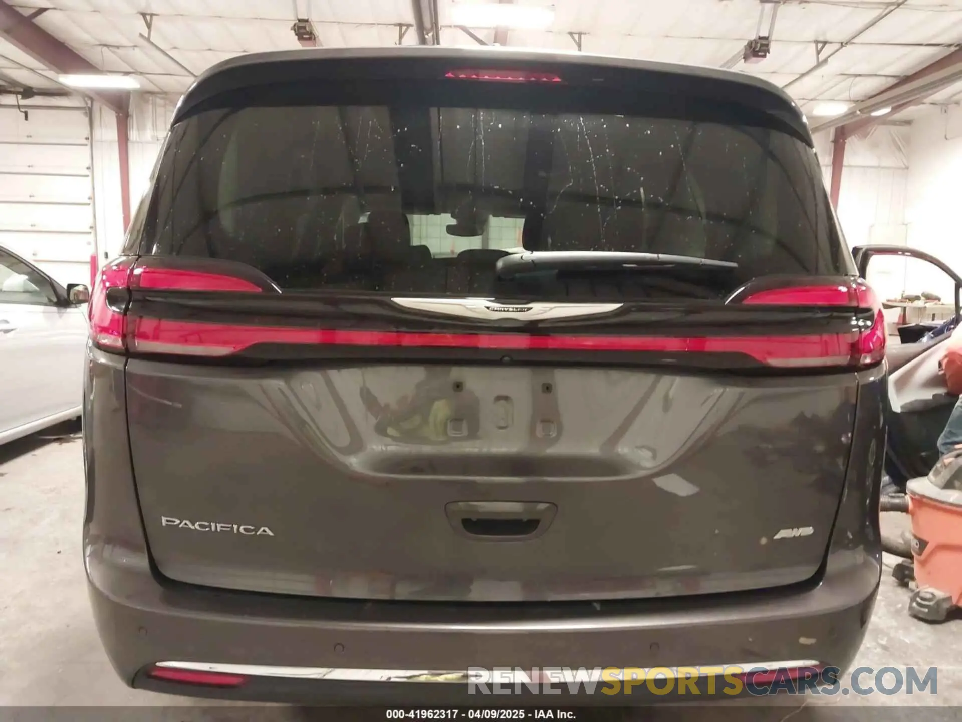 16 fotografías del automóvil dañado 2C4RC3BG3PR593105 CHRYSLER PACIFICA 2023