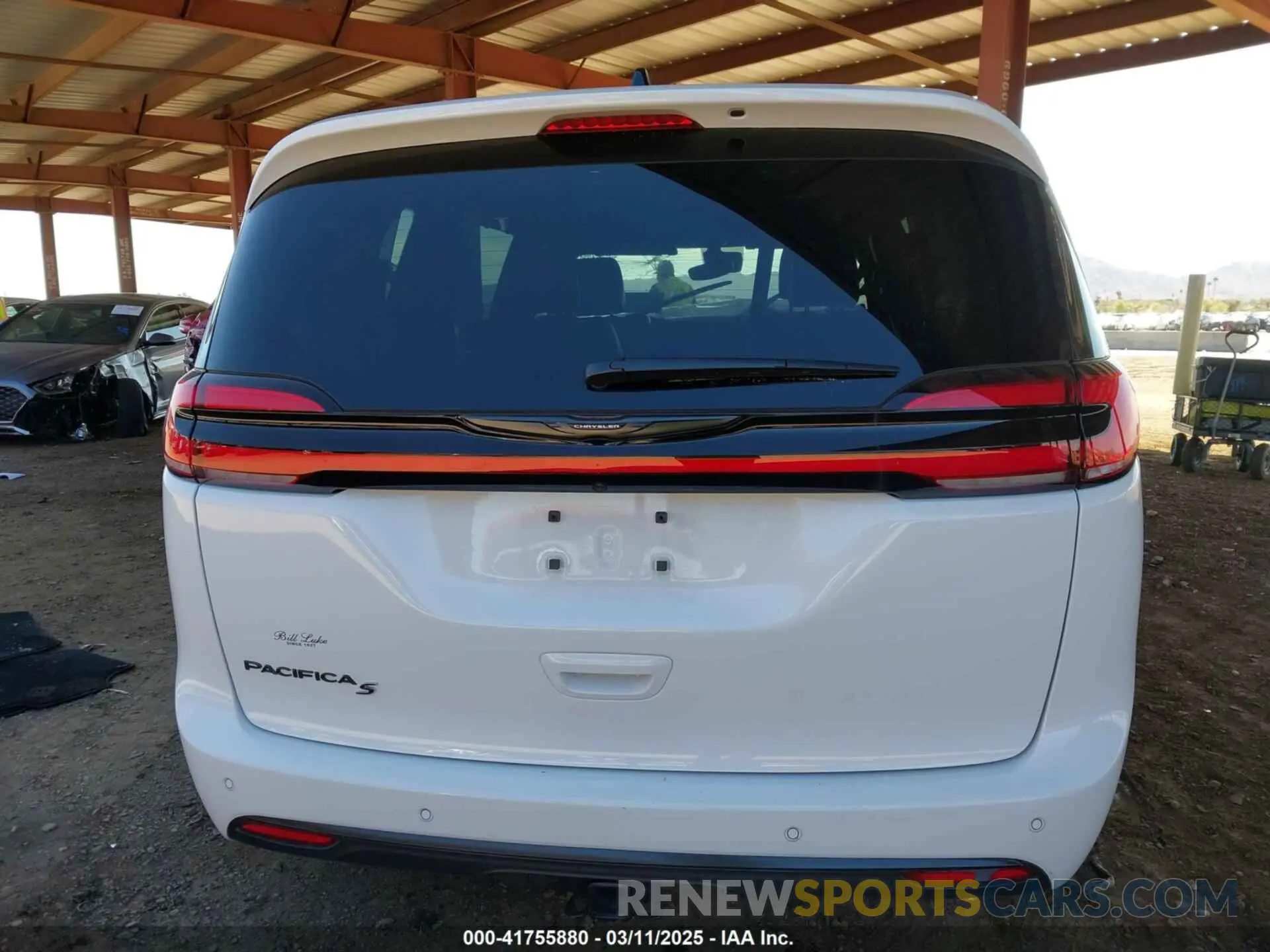 17 fotografías del automóvil dañado 2C4RC1BG0RR117000 CHRYSLER PACIFICA 2024
