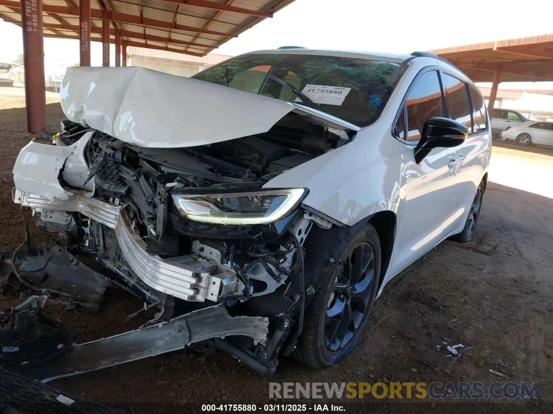 2 fotografías del automóvil dañado 2C4RC1BG0RR117000 CHRYSLER PACIFICA 2024