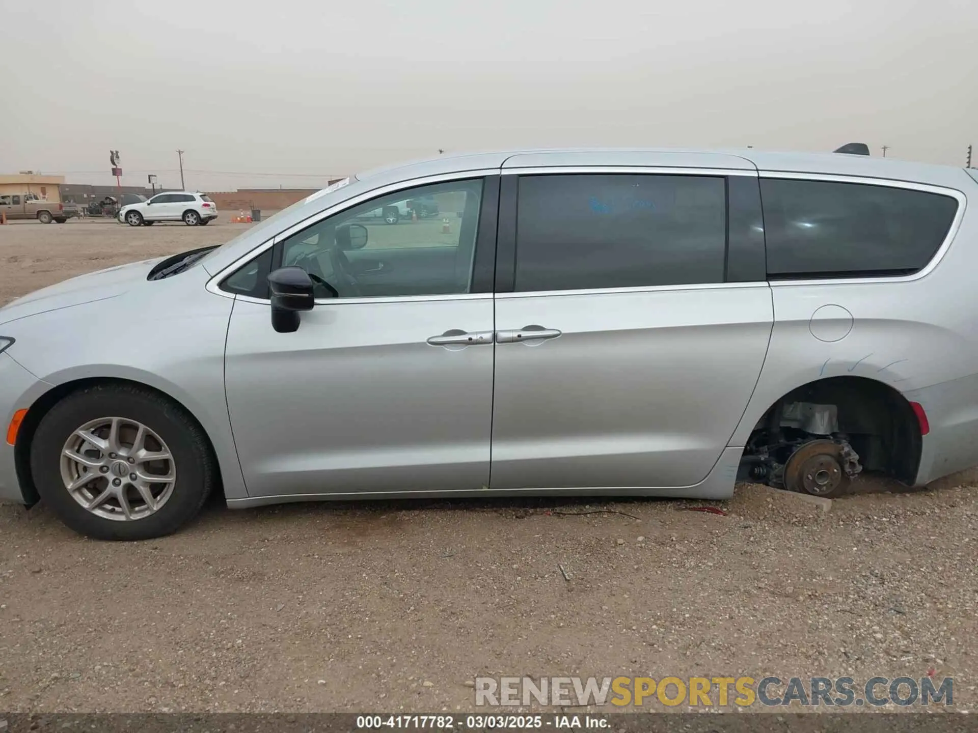 15 fotografías del automóvil dañado 2C4RC1BG0RR143466 CHRYSLER PACIFICA 2024