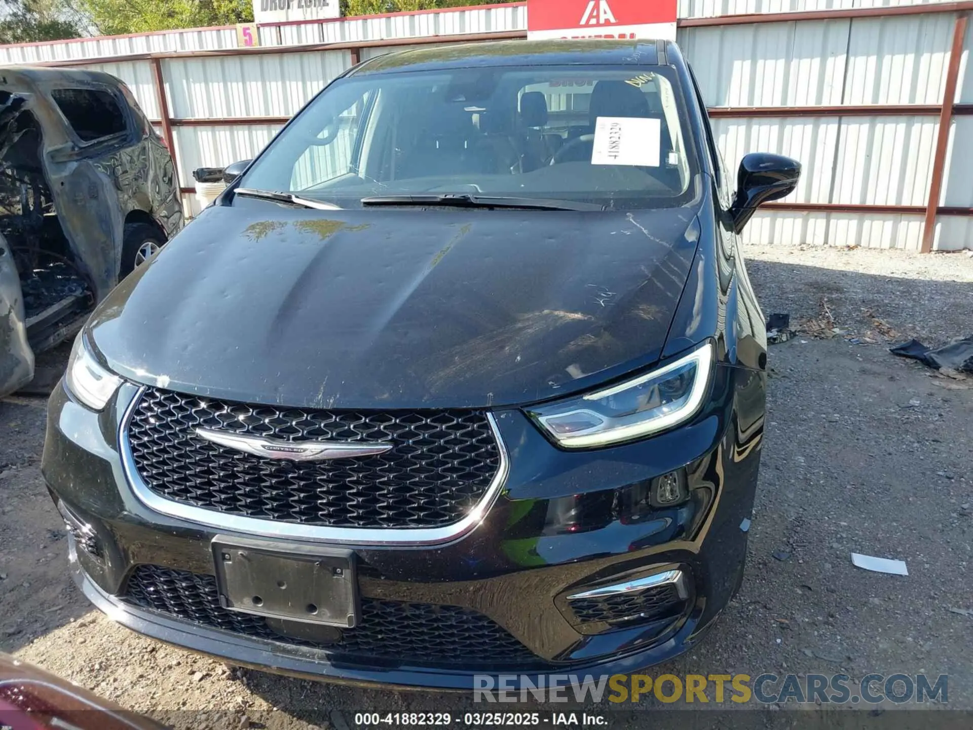 12 fotografías del automóvil dañado 2C4RC1BG0RR162311 CHRYSLER PACIFICA 2024