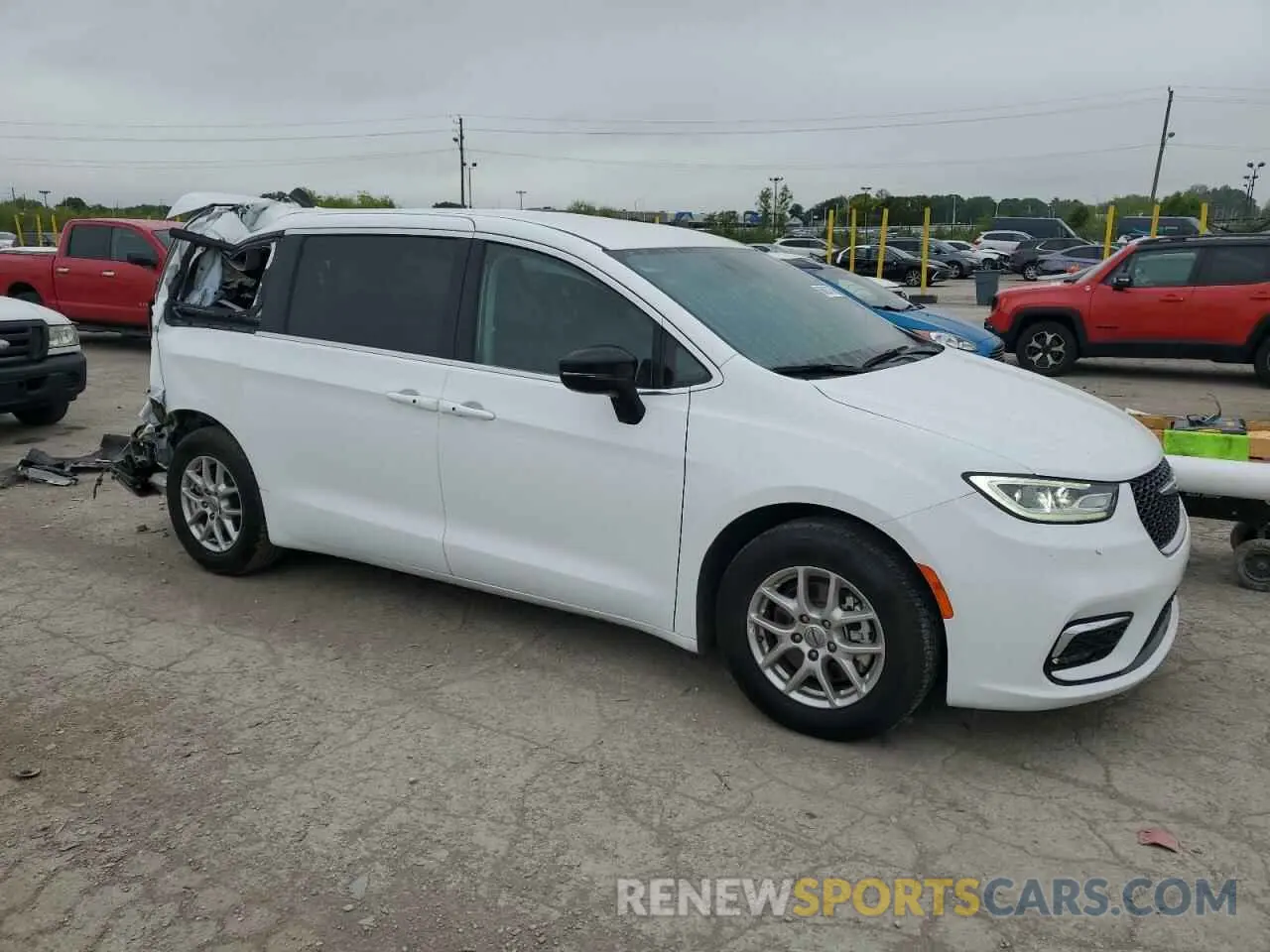 4 fotografías del automóvil dañado 2C4RC1BG0RR182610 CHRYSLER PACIFICA 2024