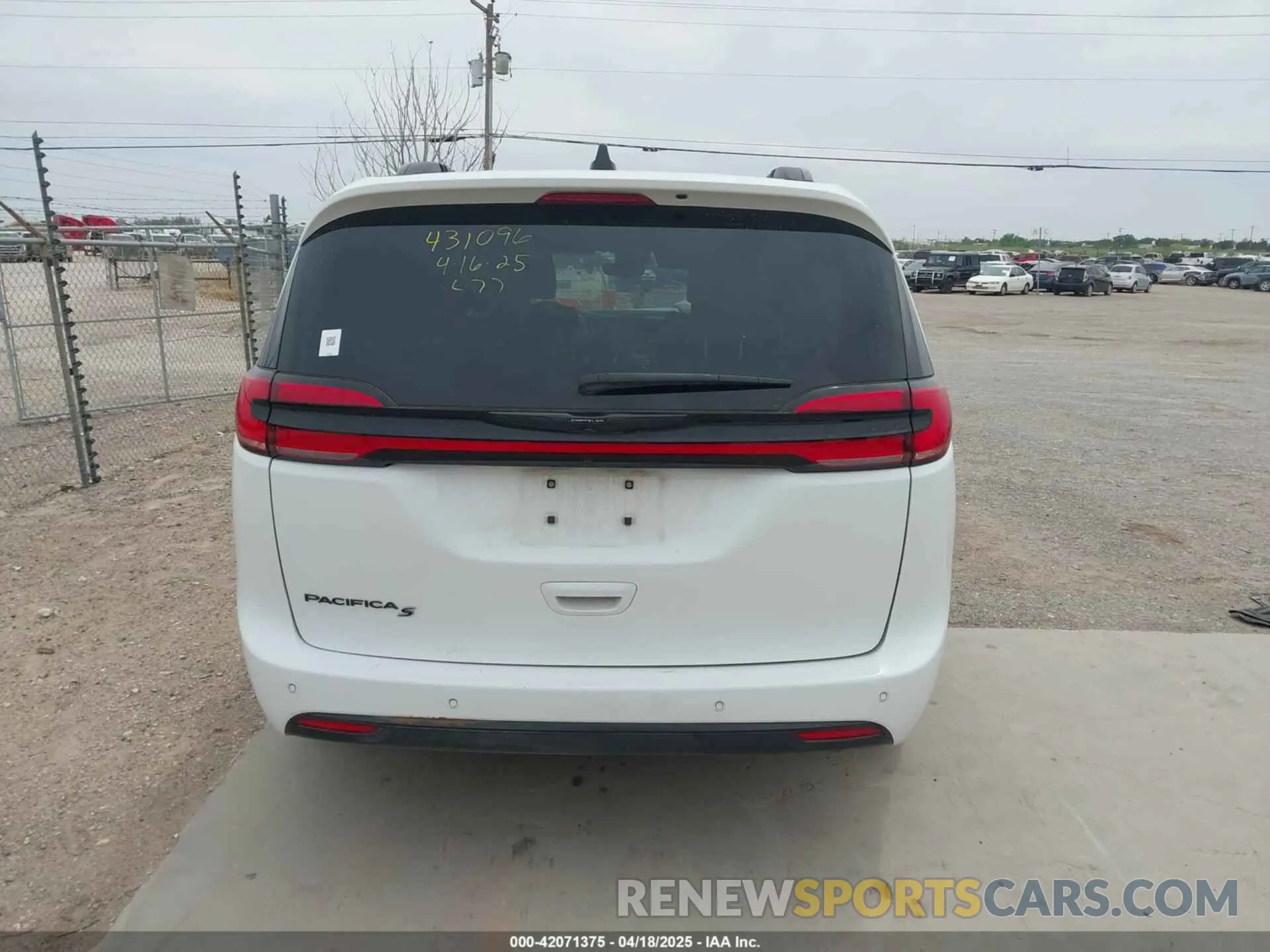 16 fotografías del automóvil dañado 2C4RC1BG0RR184289 CHRYSLER PACIFICA 2024