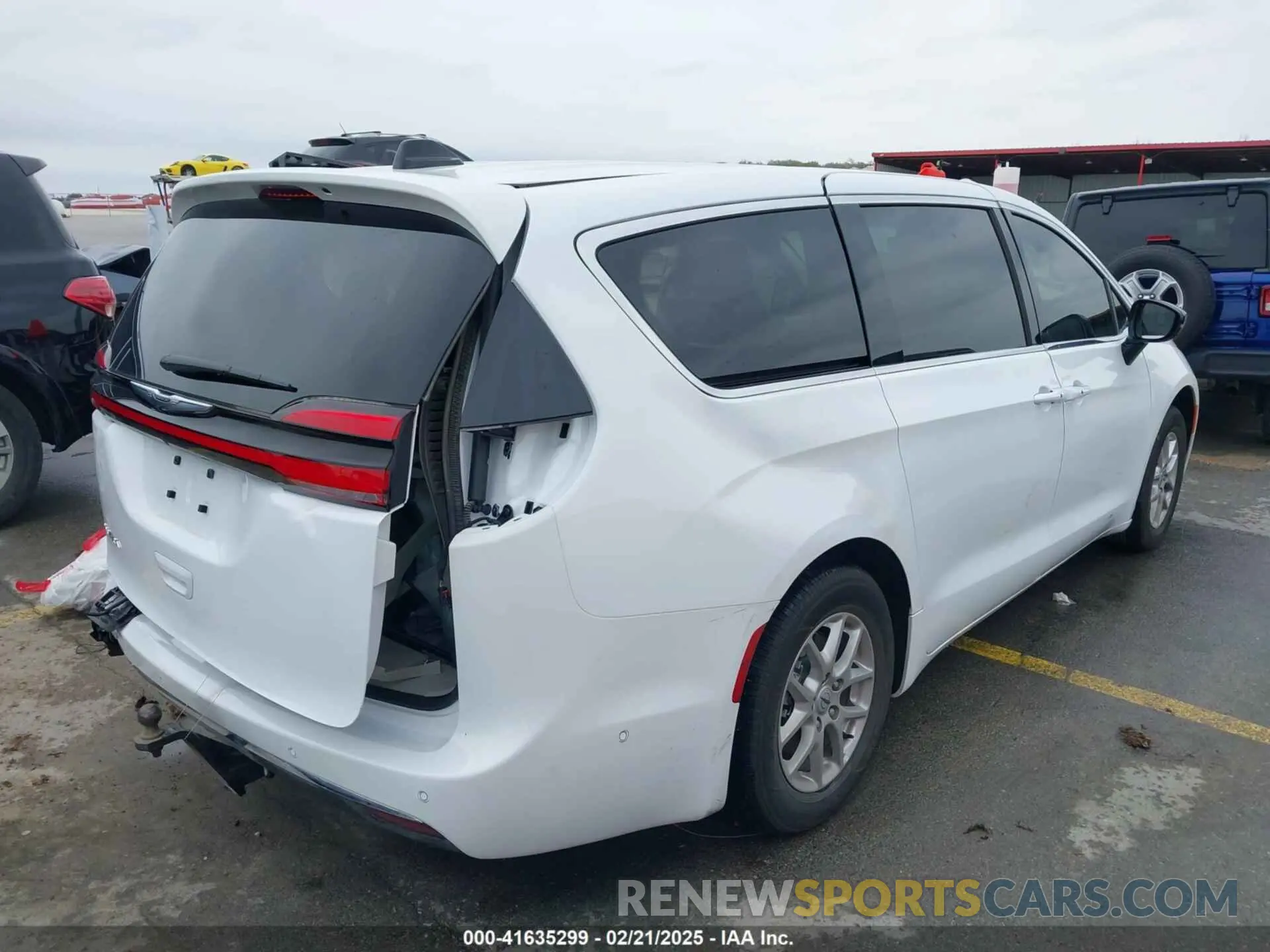 4 fotografías del automóvil dañado 2C4RC1BG1RR137272 CHRYSLER PACIFICA 2024