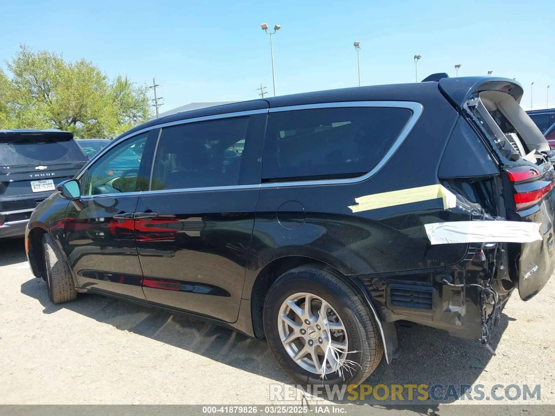 15 fotografías del automóvil dañado 2C4RC1BG1RR148935 CHRYSLER PACIFICA 2024