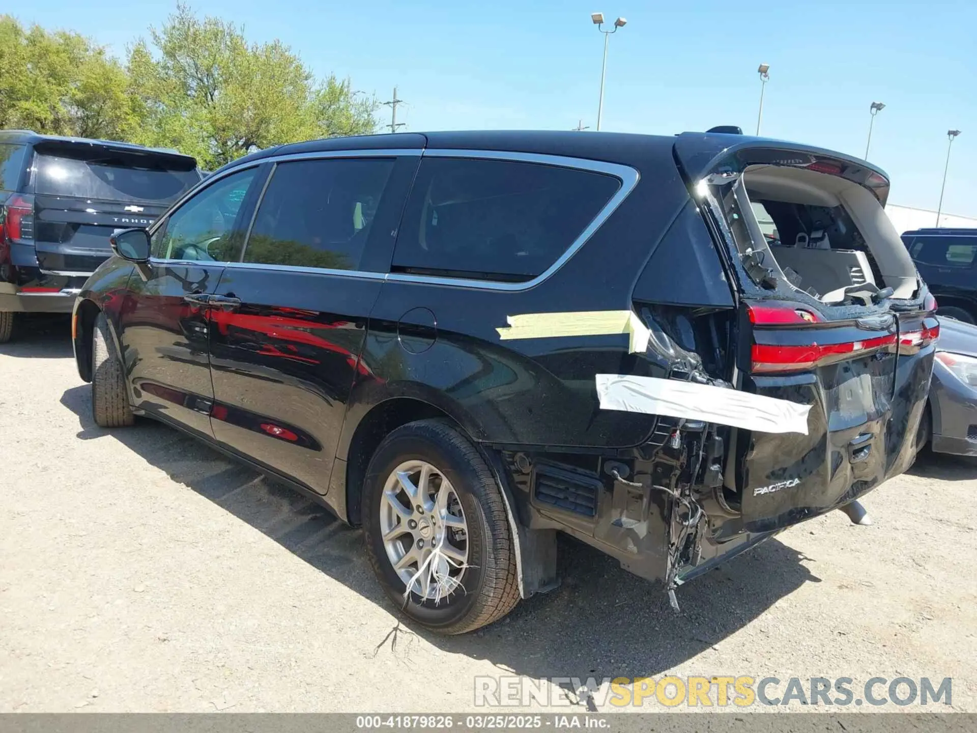 3 fotografías del automóvil dañado 2C4RC1BG1RR148935 CHRYSLER PACIFICA 2024