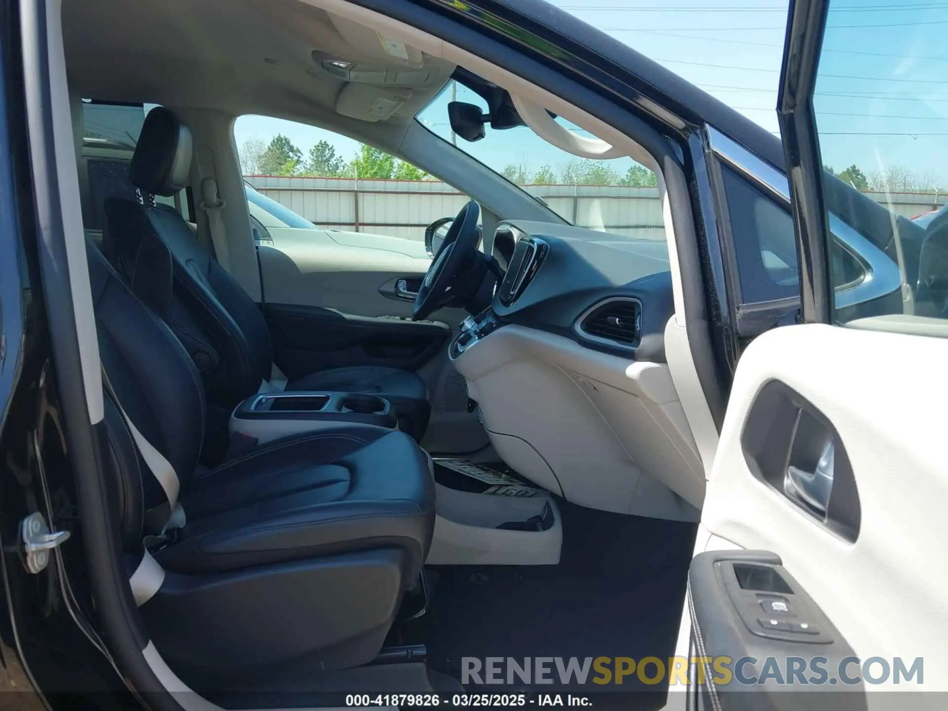 5 fotografías del automóvil dañado 2C4RC1BG1RR148935 CHRYSLER PACIFICA 2024