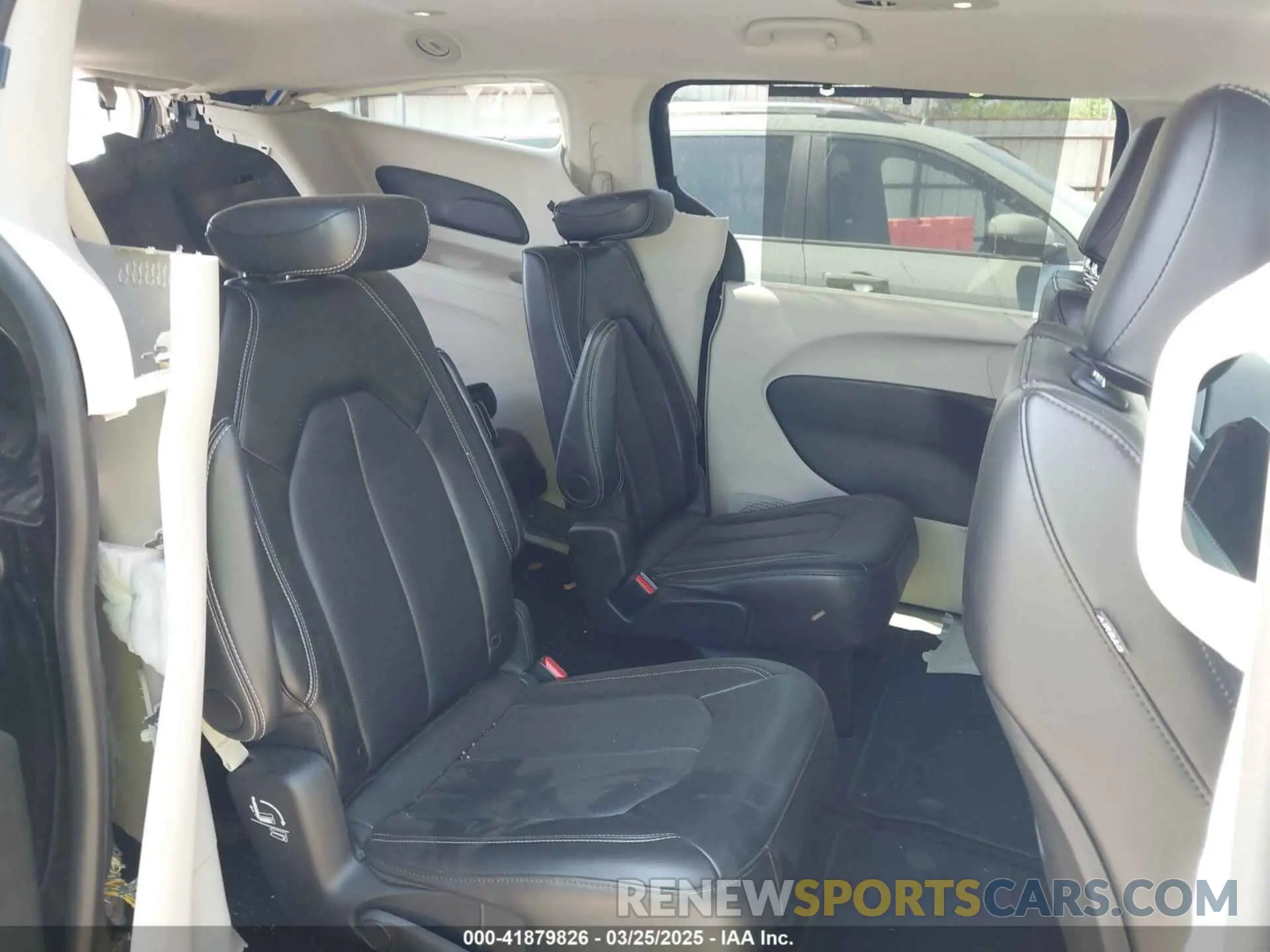 8 fotografías del automóvil dañado 2C4RC1BG1RR148935 CHRYSLER PACIFICA 2024