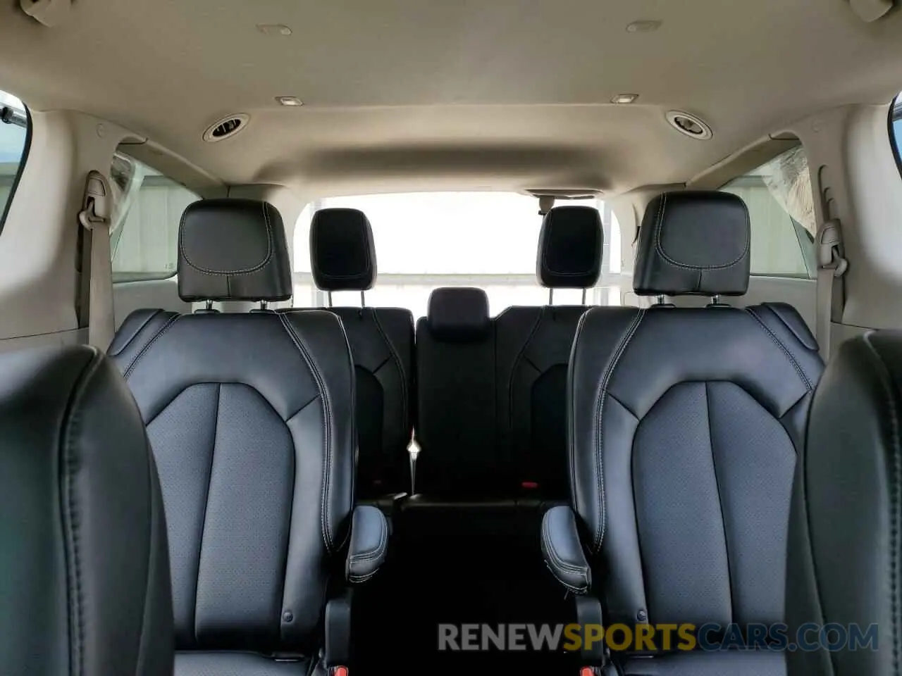 10 fotografías del automóvil dañado 2C4RC1BG2RR156395 CHRYSLER PACIFICA 2024