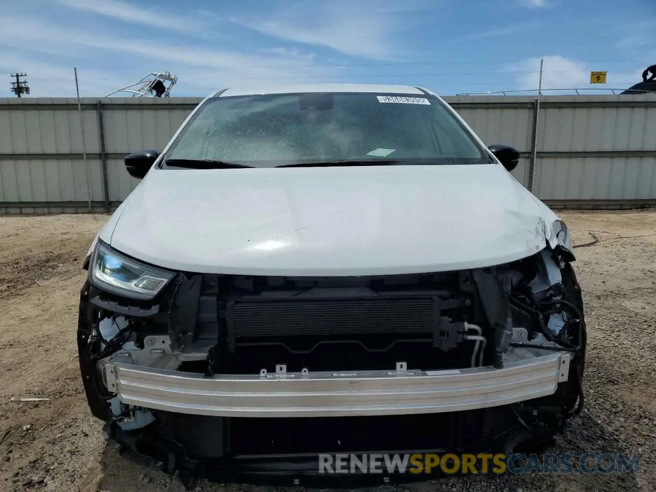5 fotografías del automóvil dañado 2C4RC1BG2RR156395 CHRYSLER PACIFICA 2024