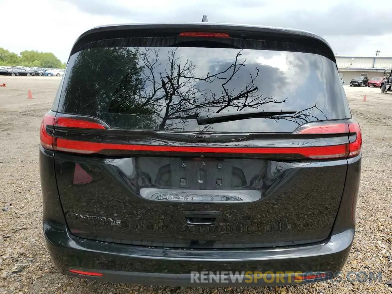 6 fotografías del automóvil dañado 2C4RC1BG2RR190336 CHRYSLER PACIFICA 2024