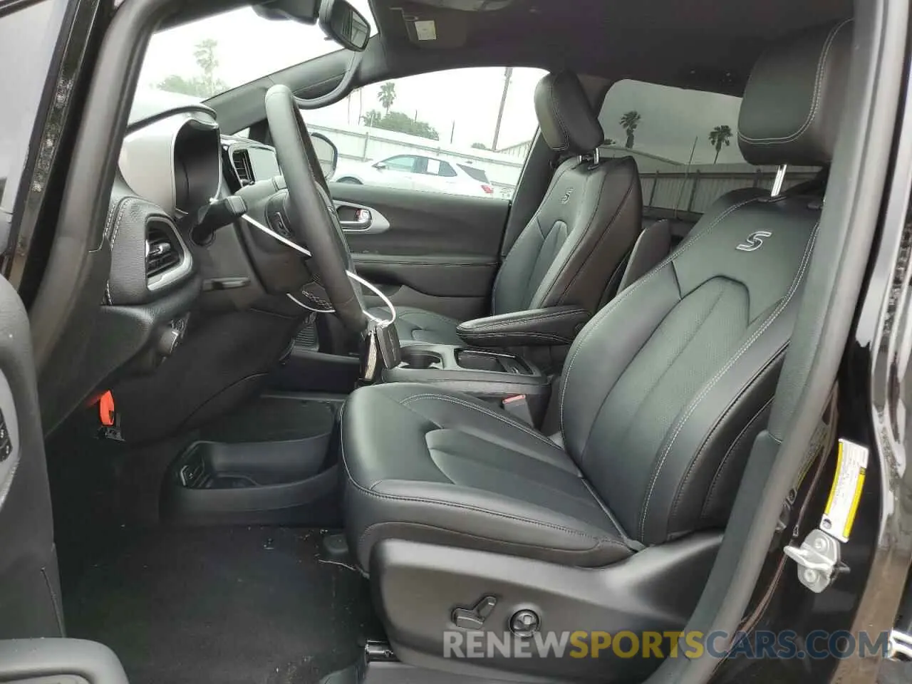 7 fotografías del automóvil dañado 2C4RC1BG2RR190336 CHRYSLER PACIFICA 2024