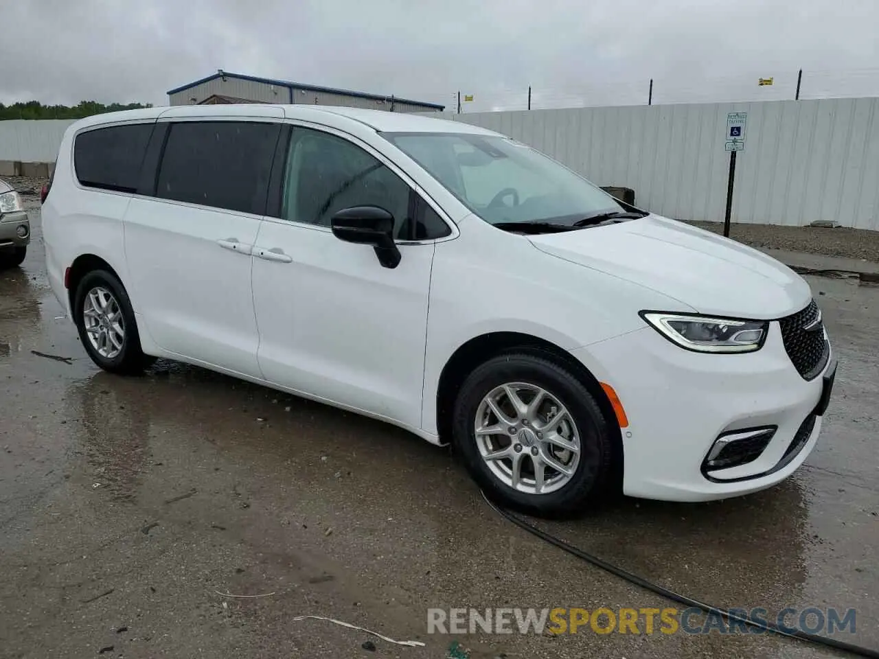 4 fotografías del automóvil dañado 2C4RC1BG3RR108811 CHRYSLER PACIFICA 2024