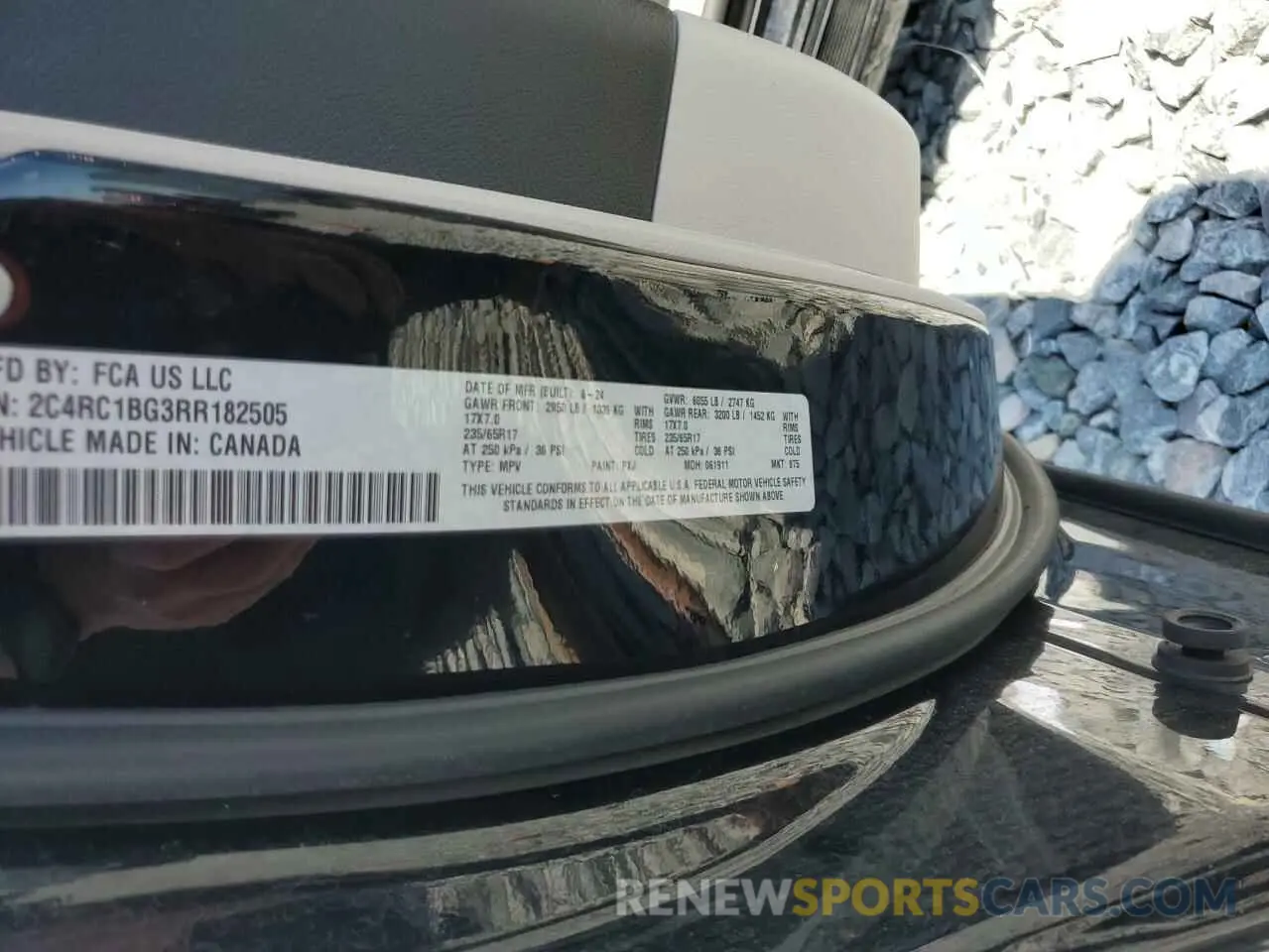 13 fotografías del automóvil dañado 2C4RC1BG3RR182505 CHRYSLER PACIFICA 2024