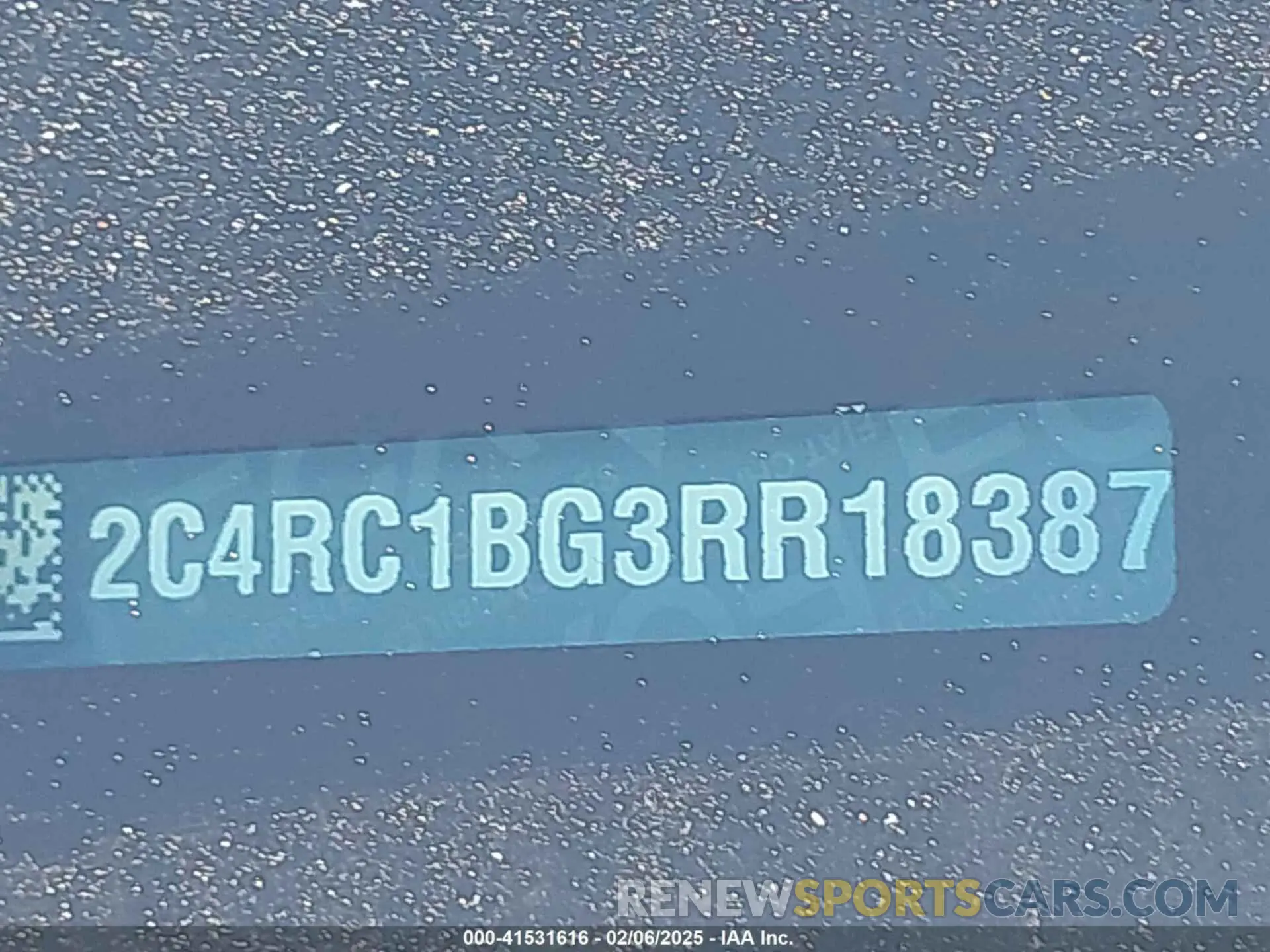 18 fotografías del automóvil dañado 2C4RC1BG3RR183878 CHRYSLER PACIFICA 2024
