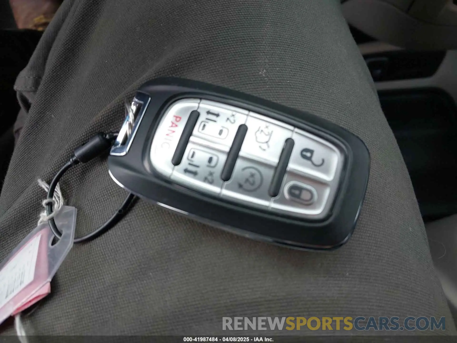 11 fotografías del automóvil dañado 2C4RC1BG4RR159301 CHRYSLER PACIFICA 2024