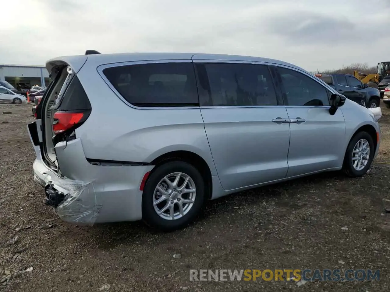 3 fotografías del automóvil dañado 2C4RC1BG4RR178897 CHRYSLER PACIFICA 2024