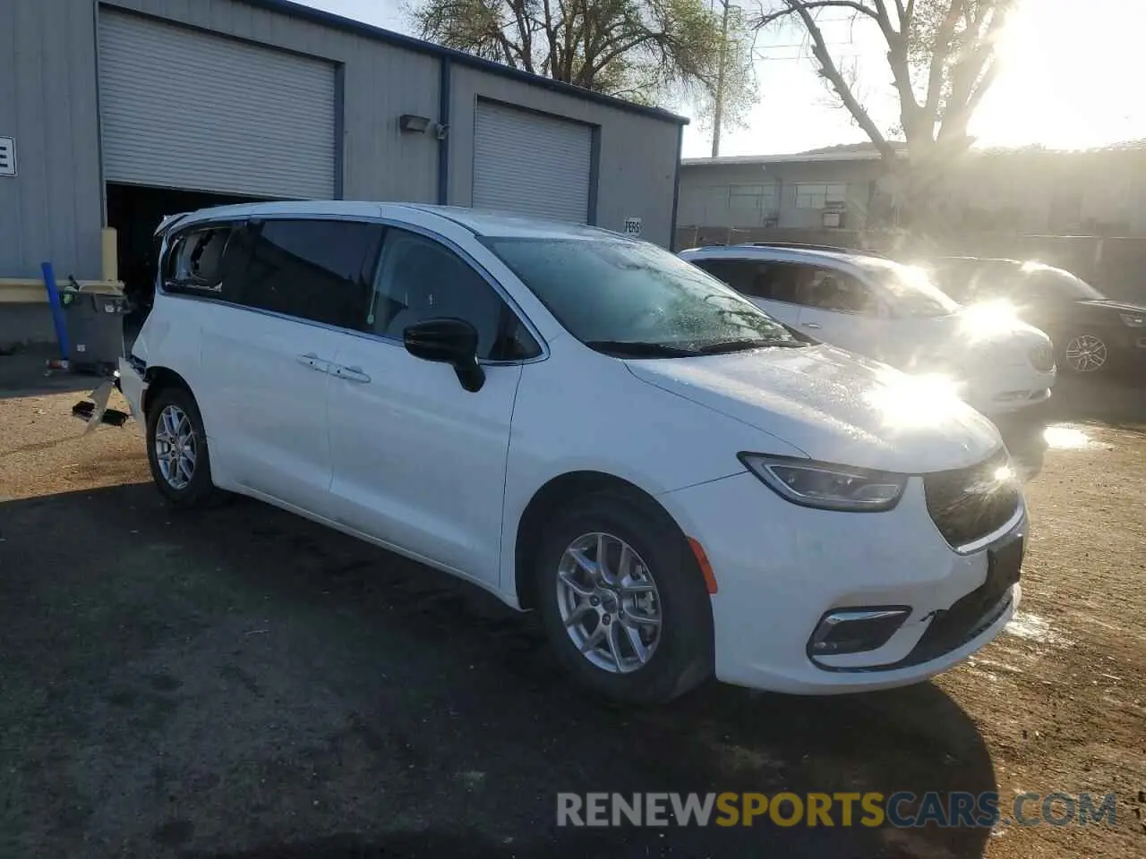 4 fotografías del automóvil dañado 2C4RC1BG5RR106395 CHRYSLER PACIFICA 2024
