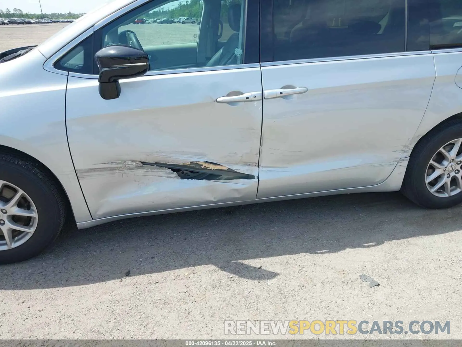 6 fotografías del automóvil dañado 2C4RC1BG5RR132205 CHRYSLER PACIFICA 2024