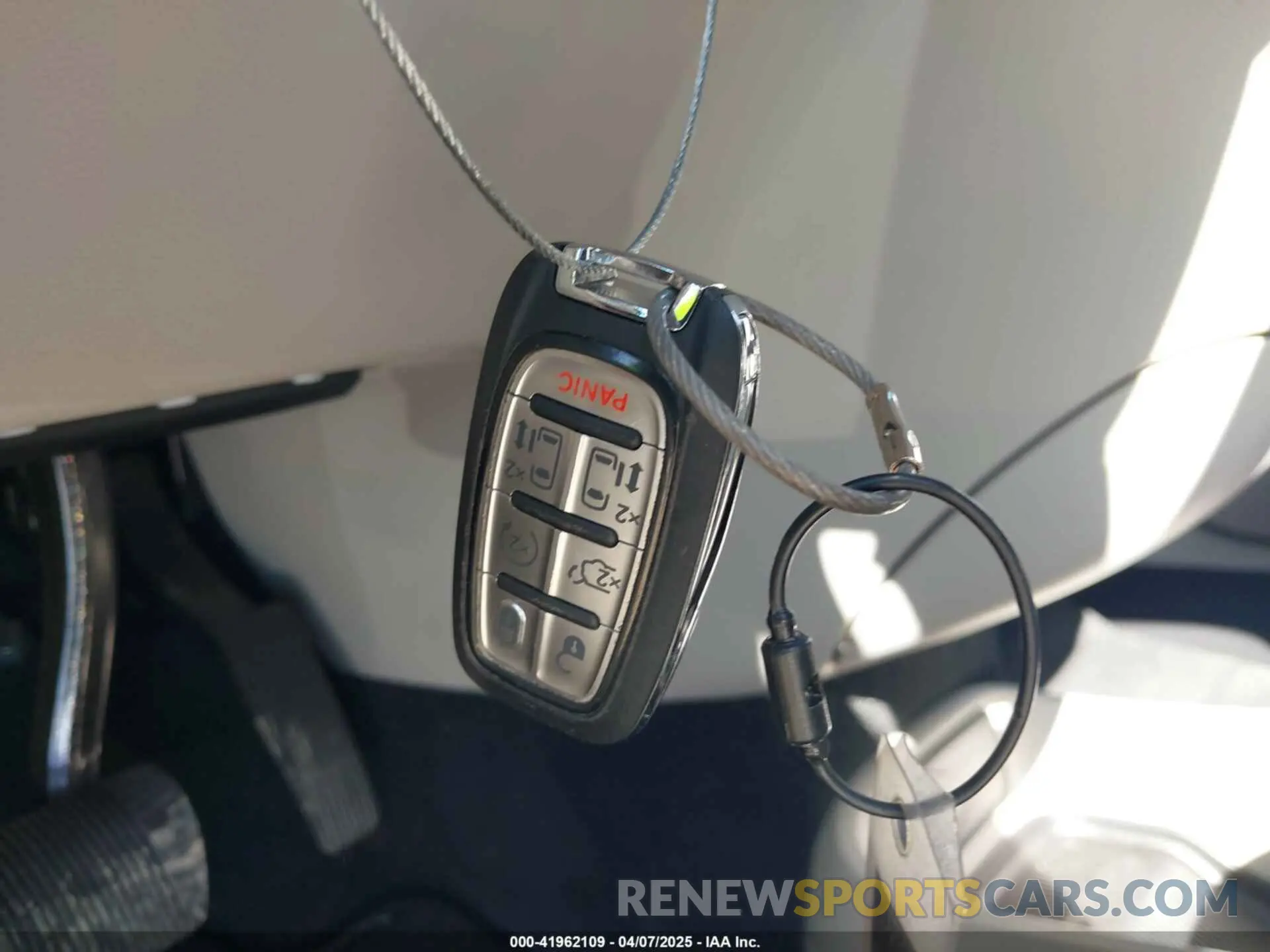 11 fotografías del automóvil dañado 2C4RC1BG5RR140451 CHRYSLER PACIFICA 2024