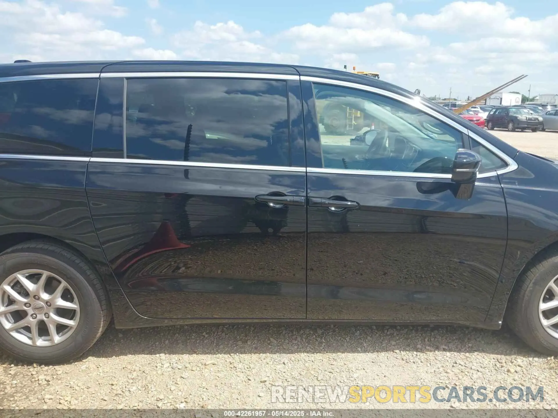 13 fotografías del automóvil dañado 2C4RC1BG5RR143821 CHRYSLER PACIFICA 2024