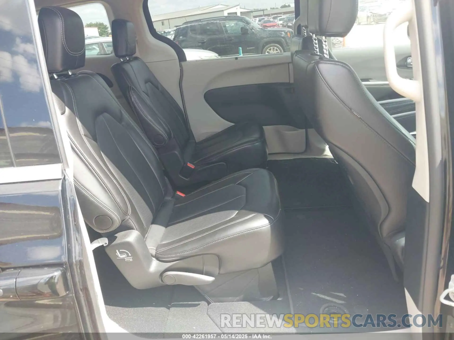 8 fotografías del automóvil dañado 2C4RC1BG5RR143821 CHRYSLER PACIFICA 2024