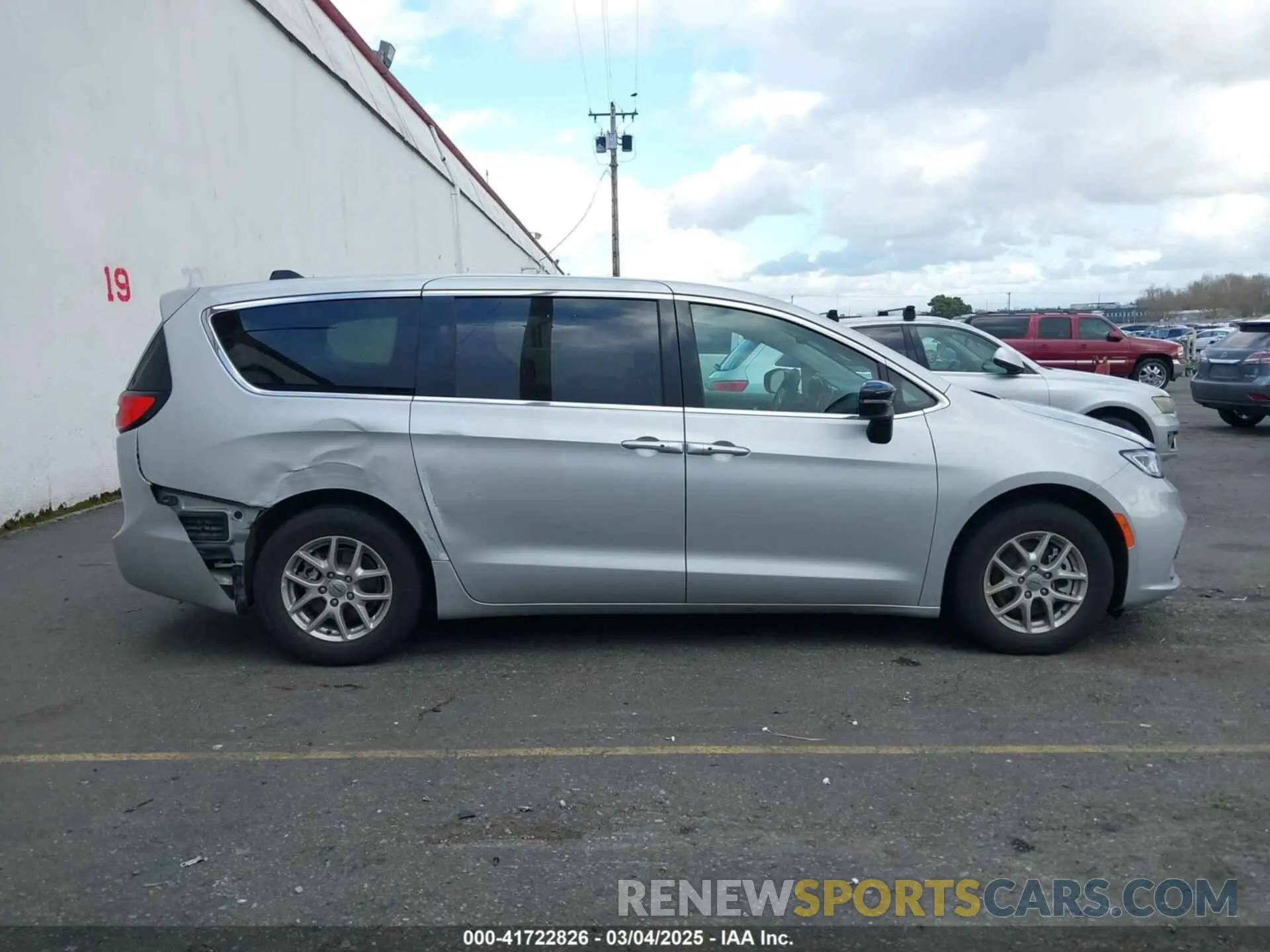 13 fotografías del automóvil dañado 2C4RC1BG5RR148047 CHRYSLER PACIFICA 2024