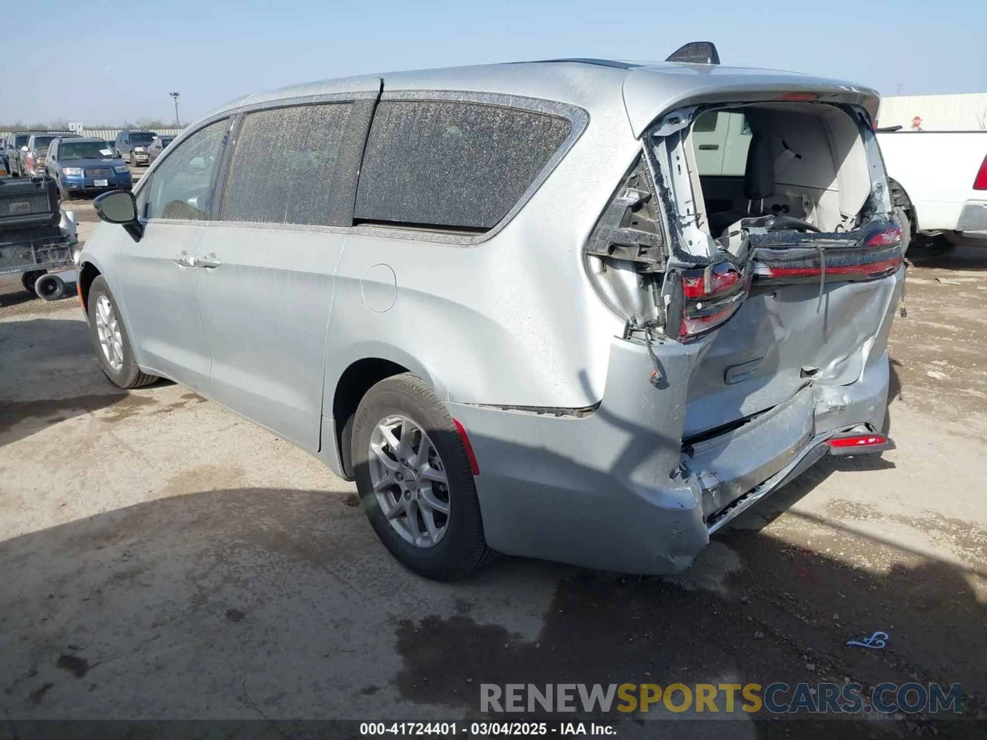 3 fotografías del automóvil dañado 2C4RC1BG5RR179668 CHRYSLER PACIFICA 2024