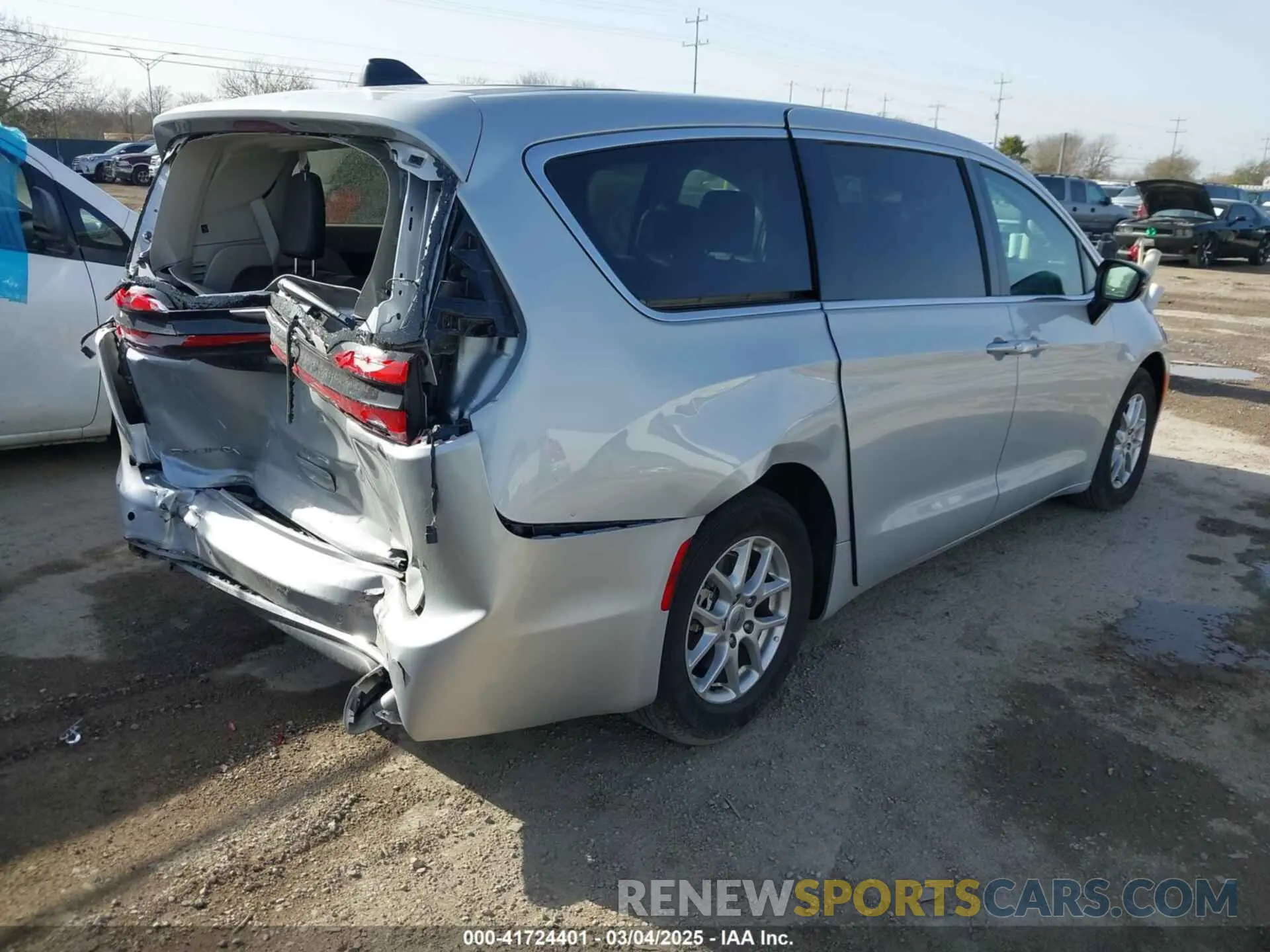 4 fotografías del automóvil dañado 2C4RC1BG5RR179668 CHRYSLER PACIFICA 2024