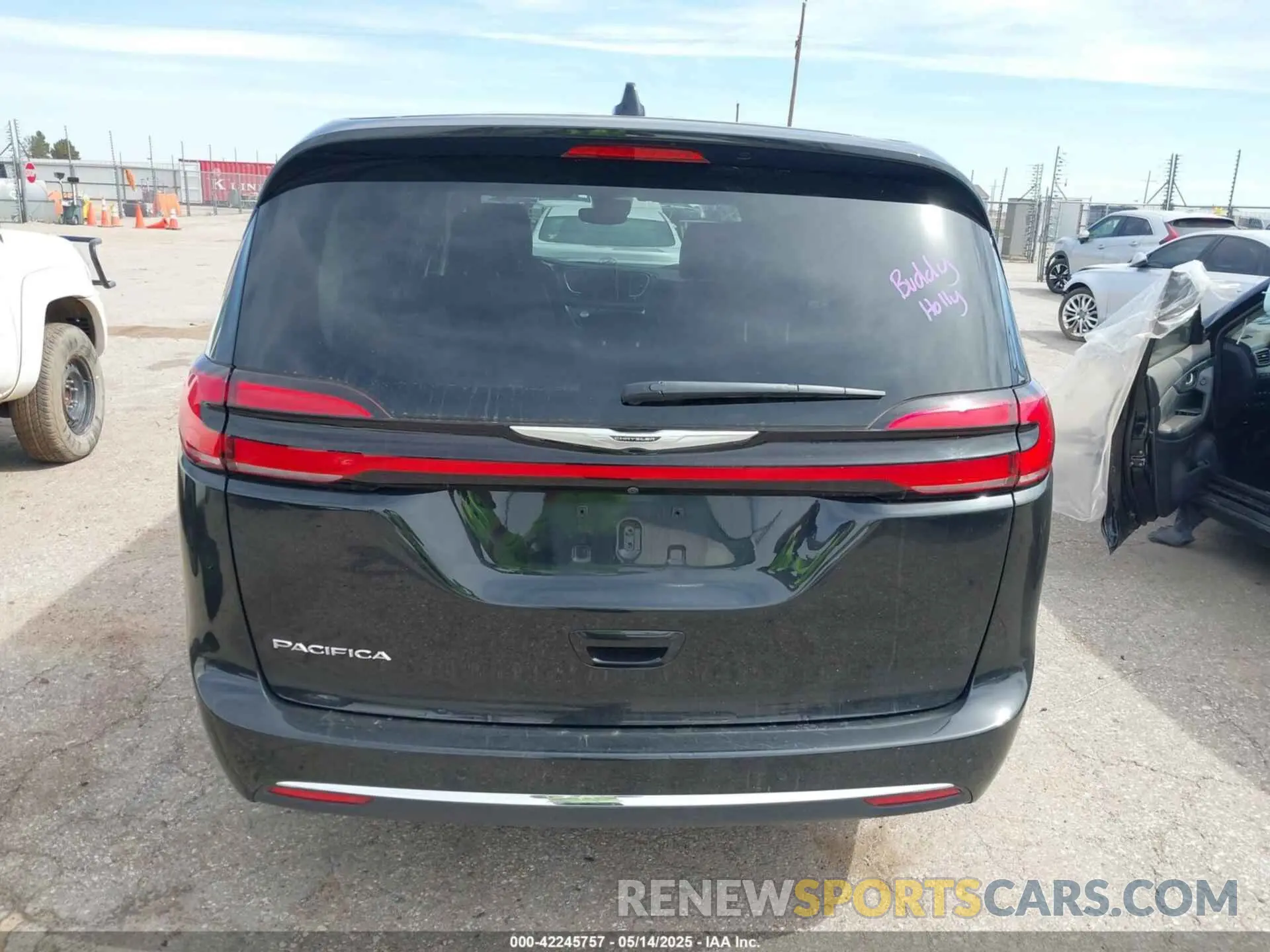 16 fotografías del automóvil dañado 2C4RC1BG6RR101545 CHRYSLER PACIFICA 2024