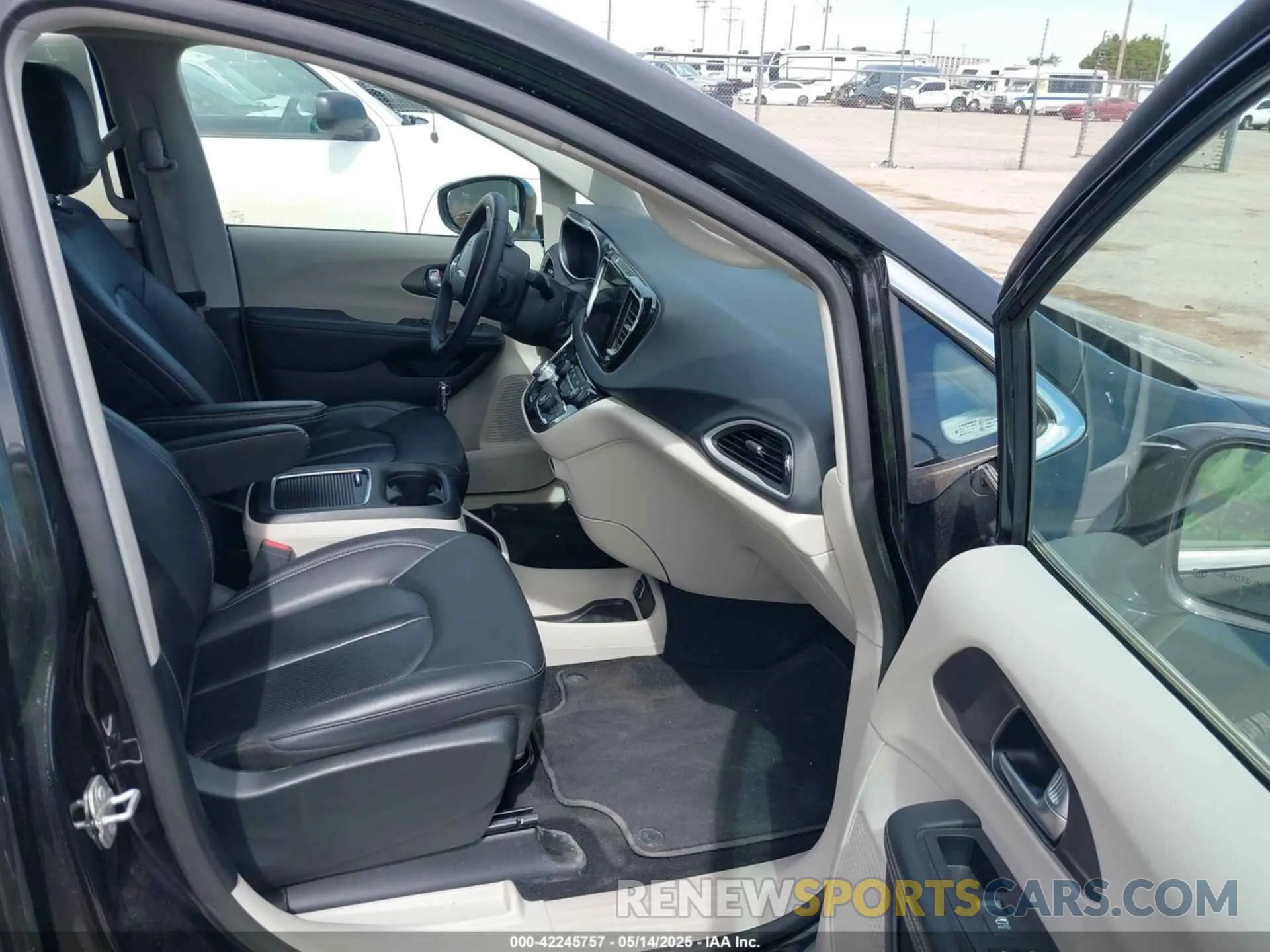 5 fotografías del automóvil dañado 2C4RC1BG6RR101545 CHRYSLER PACIFICA 2024