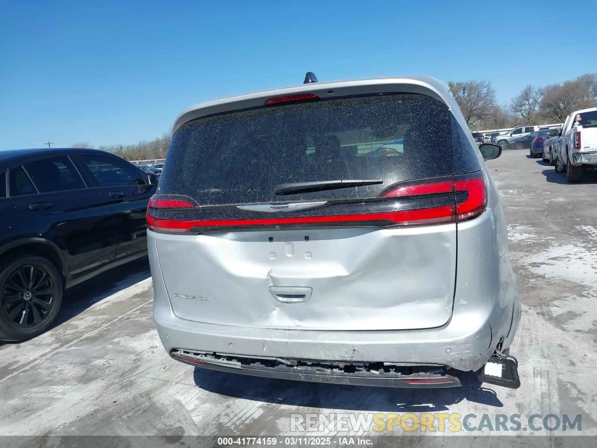 17 fotografías del automóvil dañado 2C4RC1BG6RR148395 CHRYSLER PACIFICA 2024