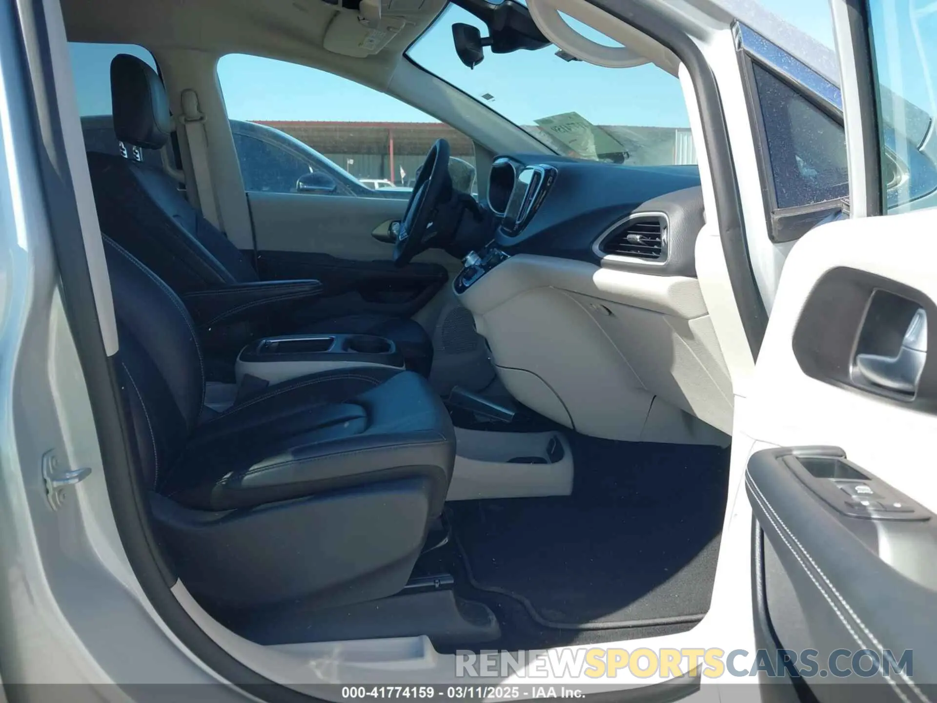 5 fotografías del automóvil dañado 2C4RC1BG6RR148395 CHRYSLER PACIFICA 2024