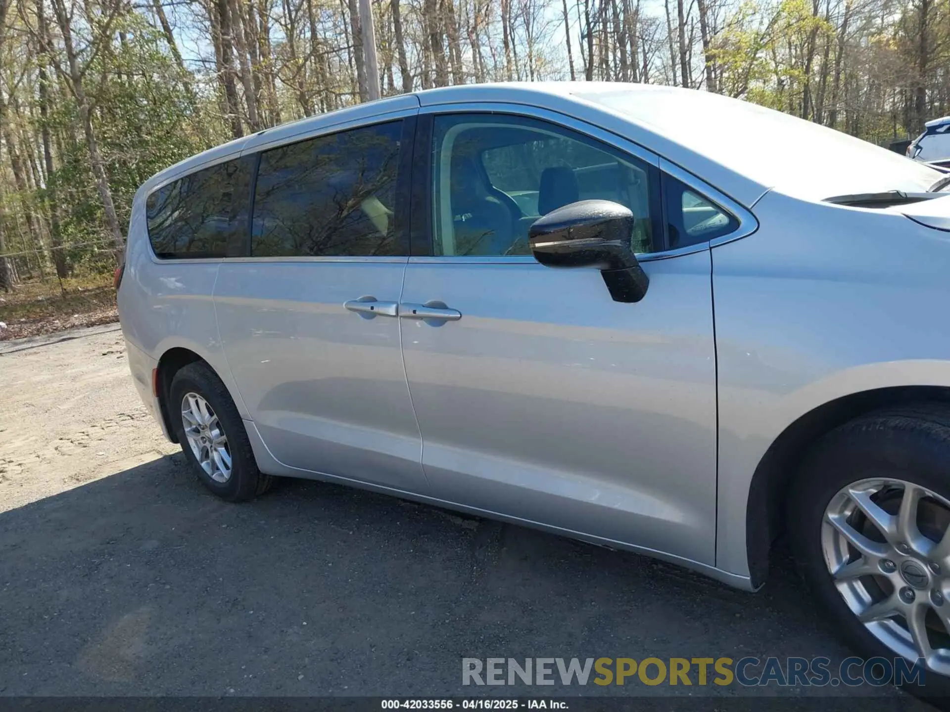 13 fotografías del automóvil dañado 2C4RC1BG6RR179873 CHRYSLER PACIFICA 2024