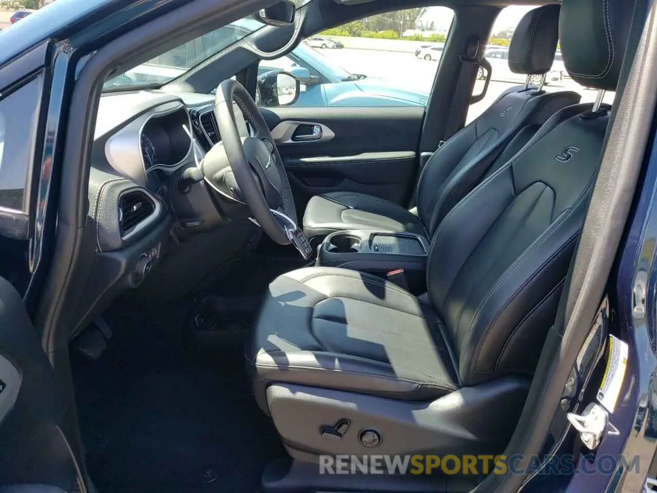 7 fotografías del automóvil dañado 2C4RC1BG7RR100453 CHRYSLER PACIFICA 2024