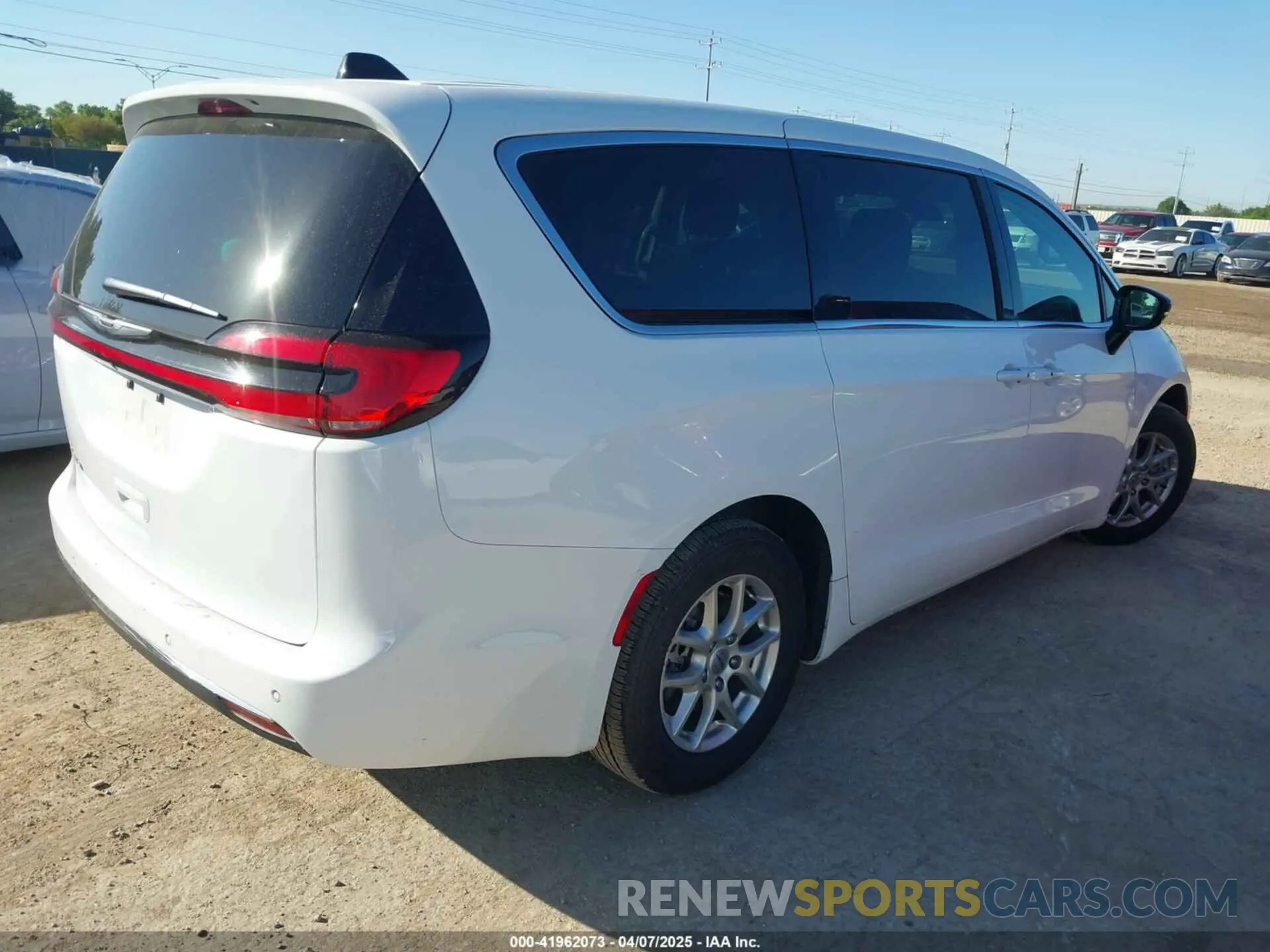 4 fotografías del automóvil dañado 2C4RC1BG7RR123103 CHRYSLER PACIFICA 2024