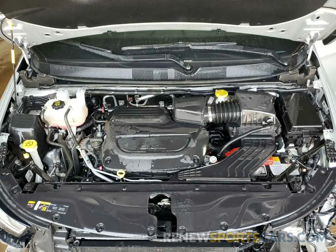 12 fotografías del automóvil dañado 2C4RC1BG7RR132819 CHRYSLER PACIFICA 2024