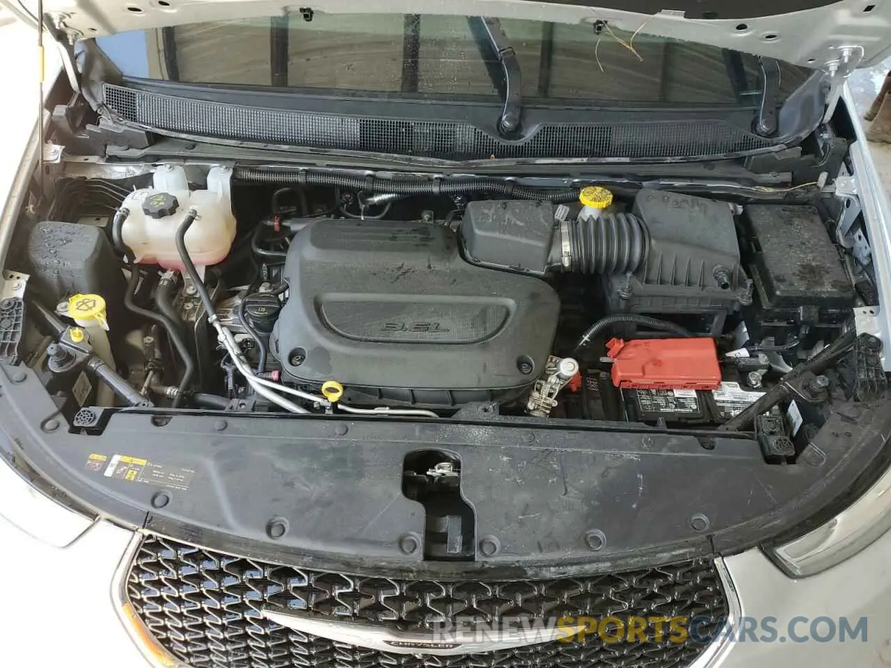12 fotografías del automóvil dañado 2C4RC1BG7RR144324 CHRYSLER PACIFICA 2024