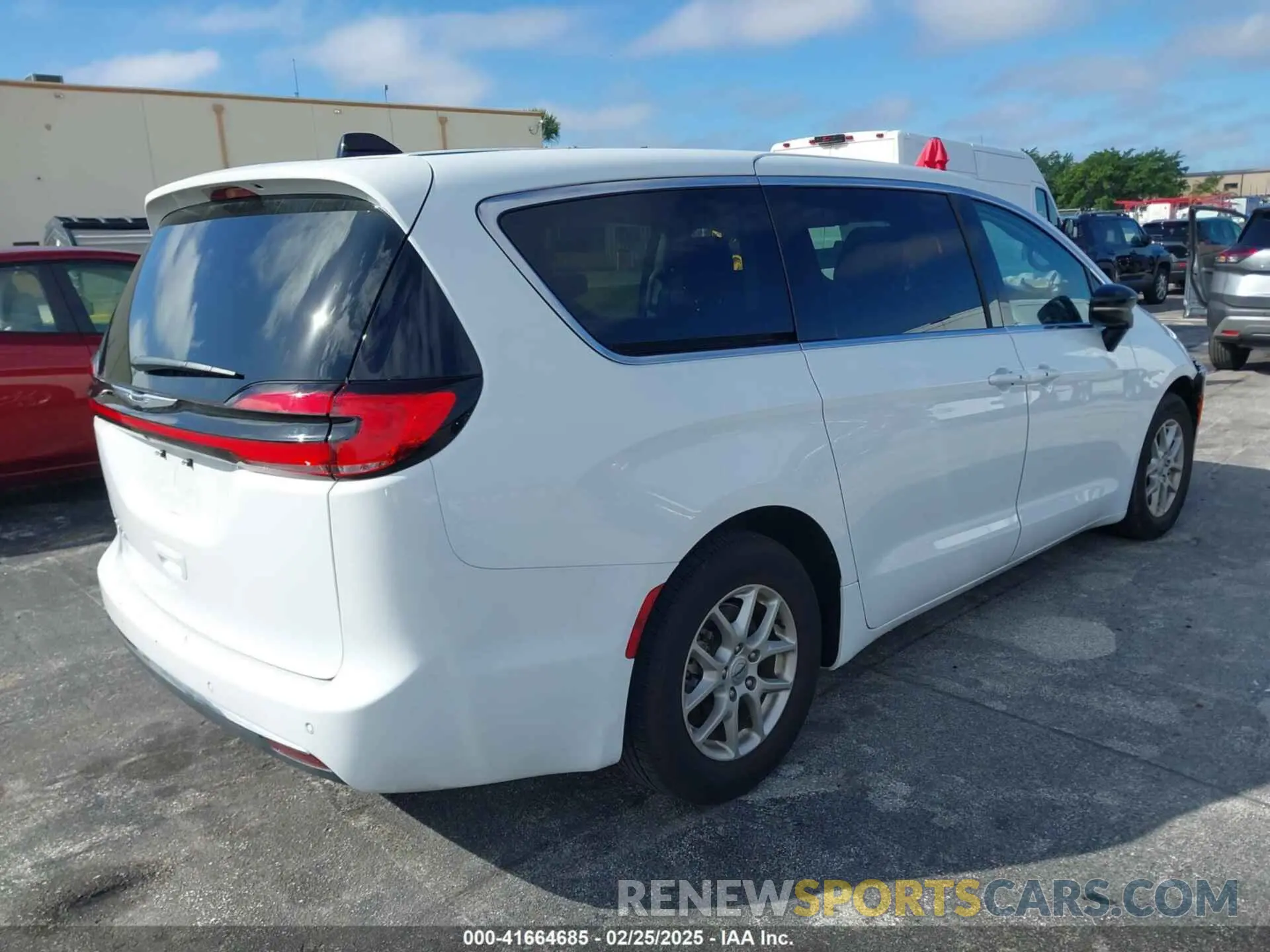 4 fotografías del automóvil dañado 2C4RC1BG7RR155422 CHRYSLER PACIFICA 2024