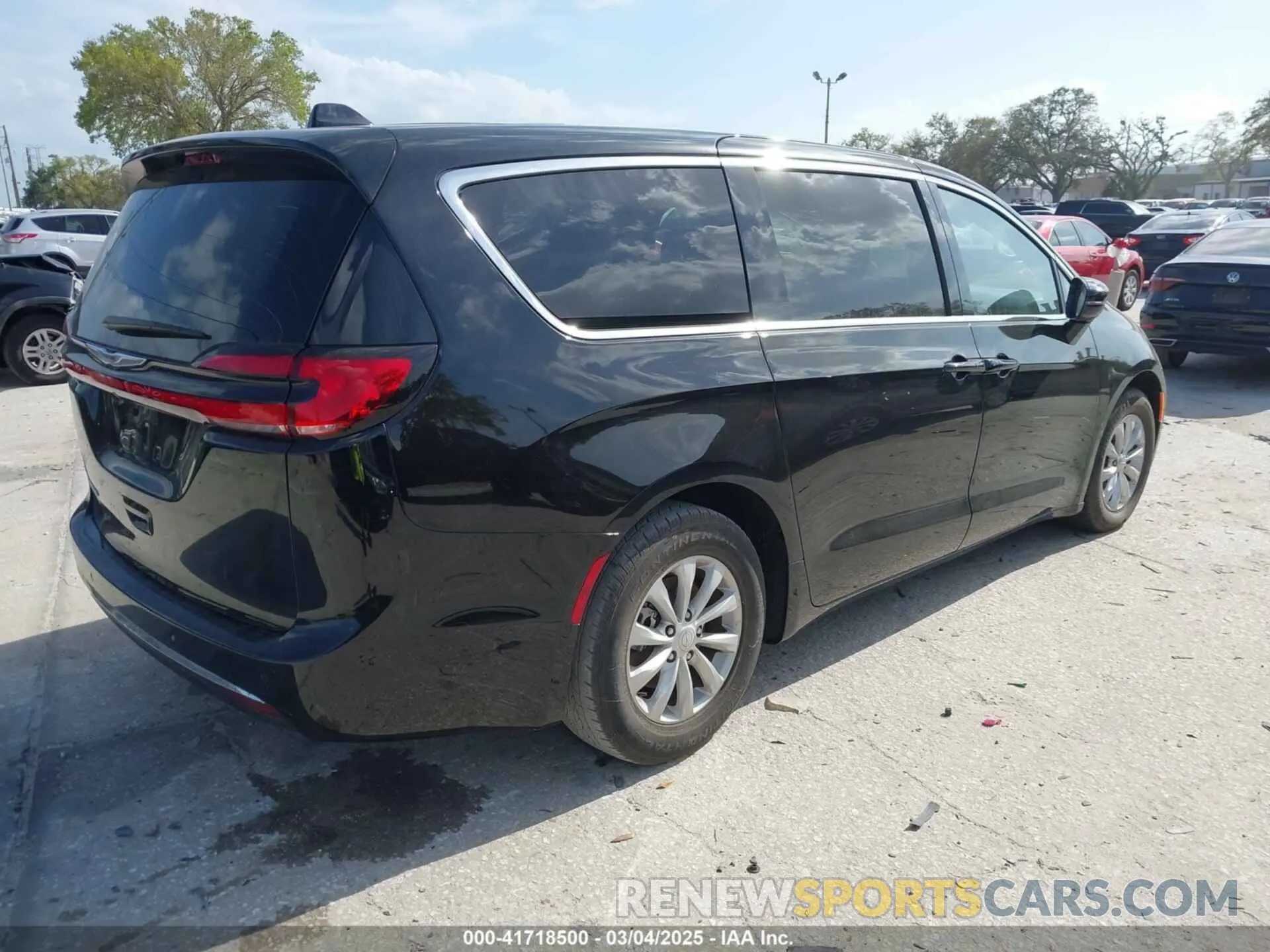 4 fotografías del automóvil dañado 2C4RC1BG8RR136054 CHRYSLER PACIFICA 2024